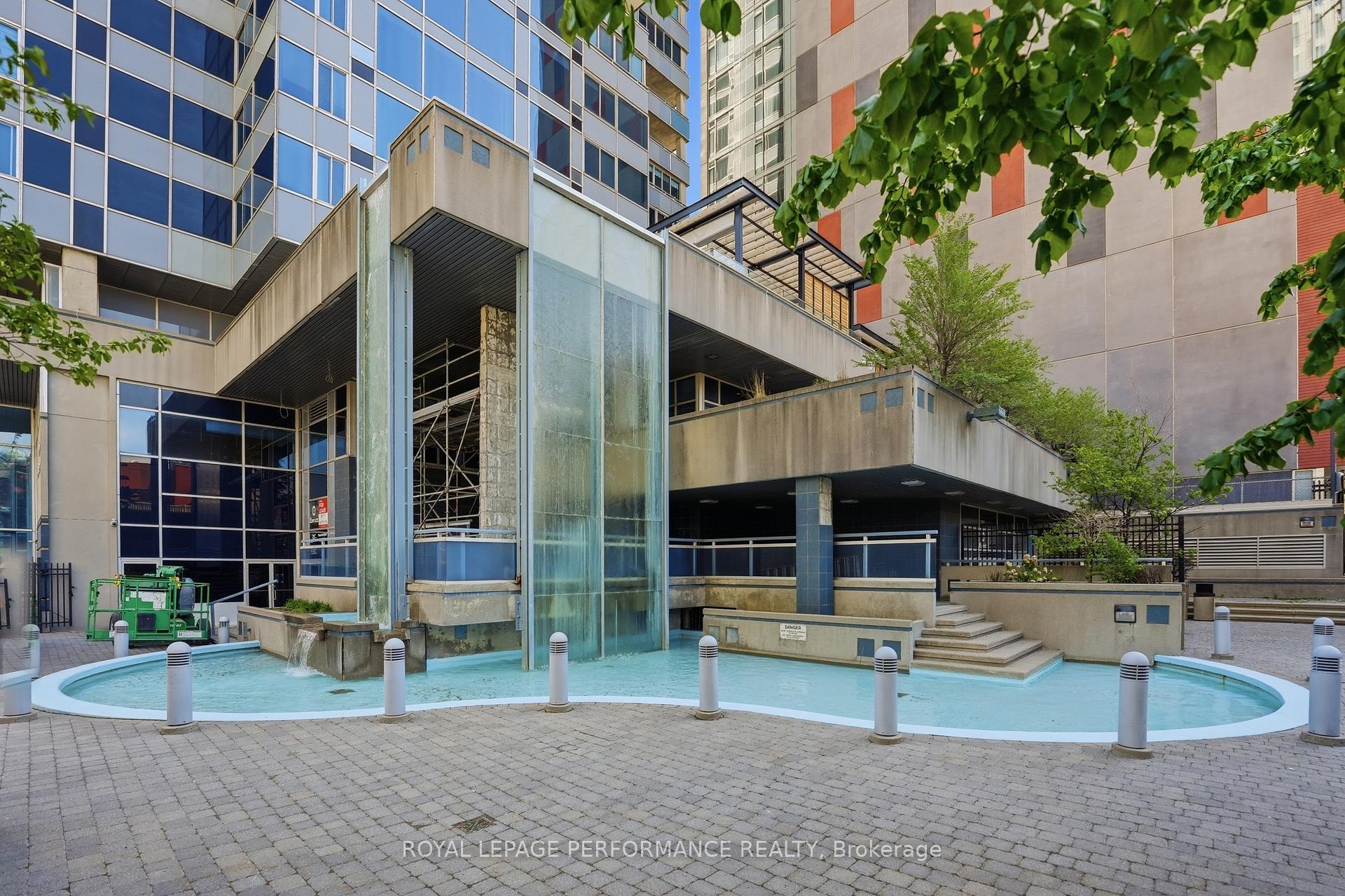 Photo 2 of Unit 1601, 160 George Street, Ottawa, Lower Town/Byward Market — HOMEH