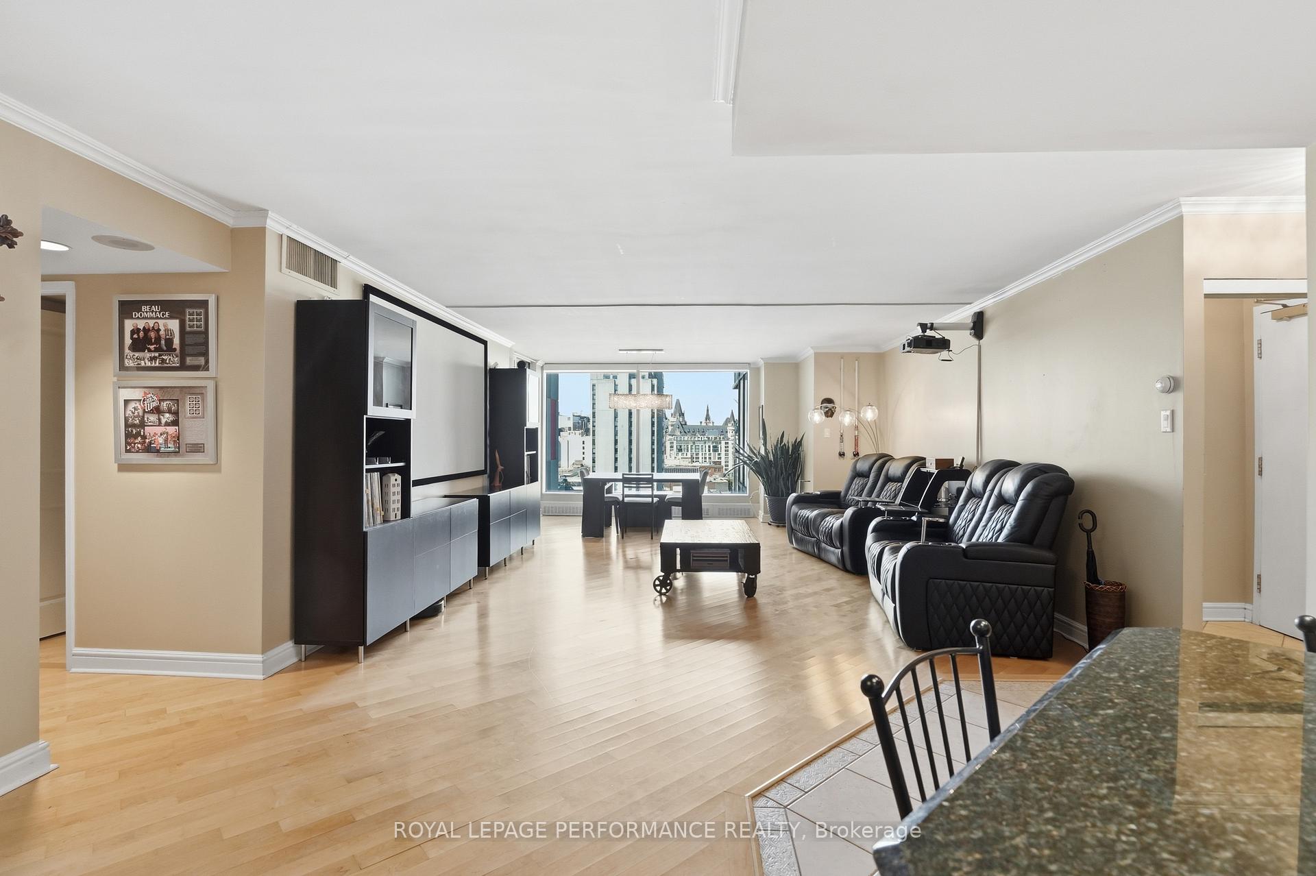 Photo 9 of Unit 1601, 160 George Street, Ottawa, Lower Town/Byward Market — HOMEH
