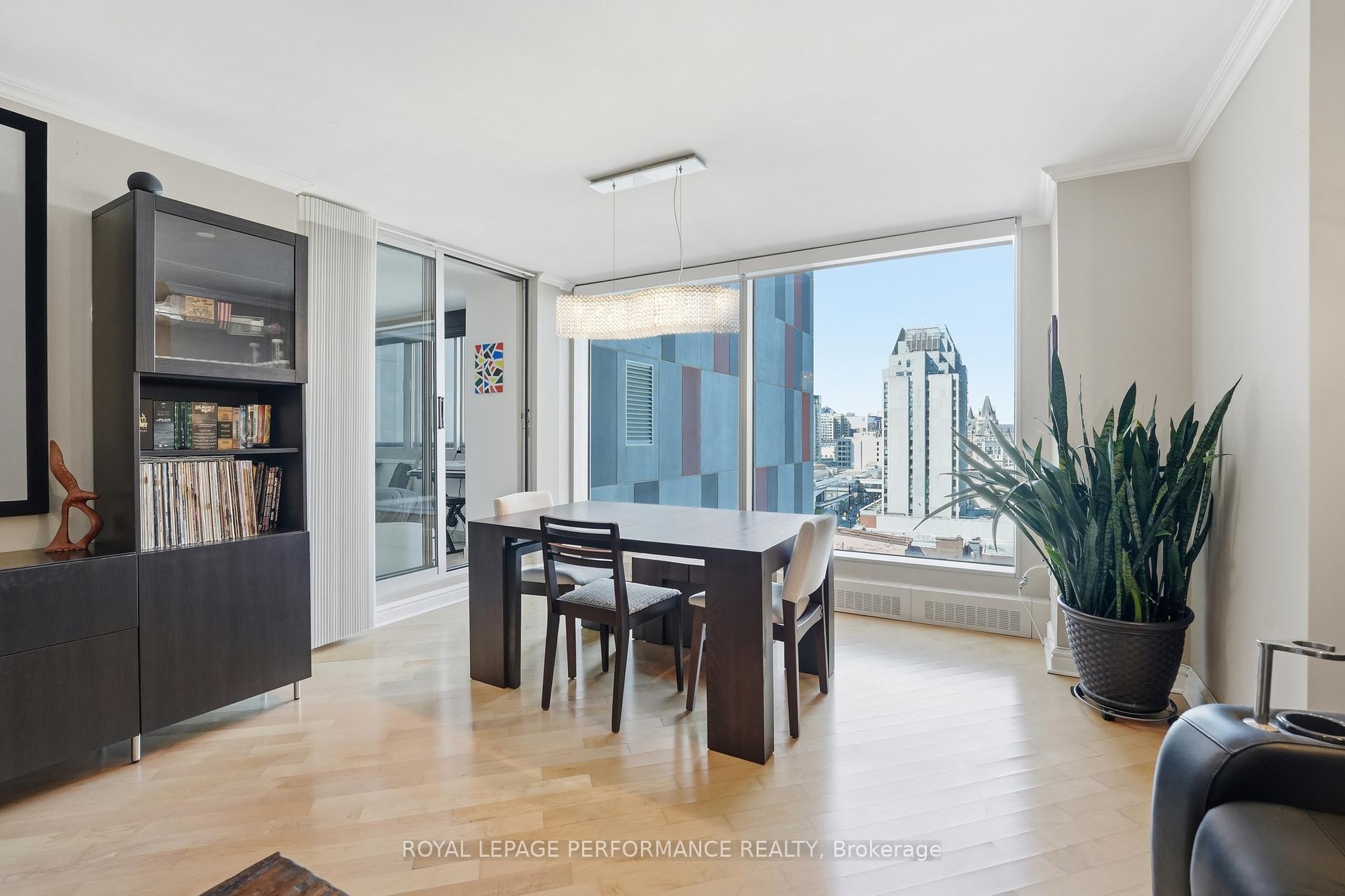Photo 10 of Unit 1601, 160 George Street, Ottawa, Lower Town/Byward Market — HOMEH