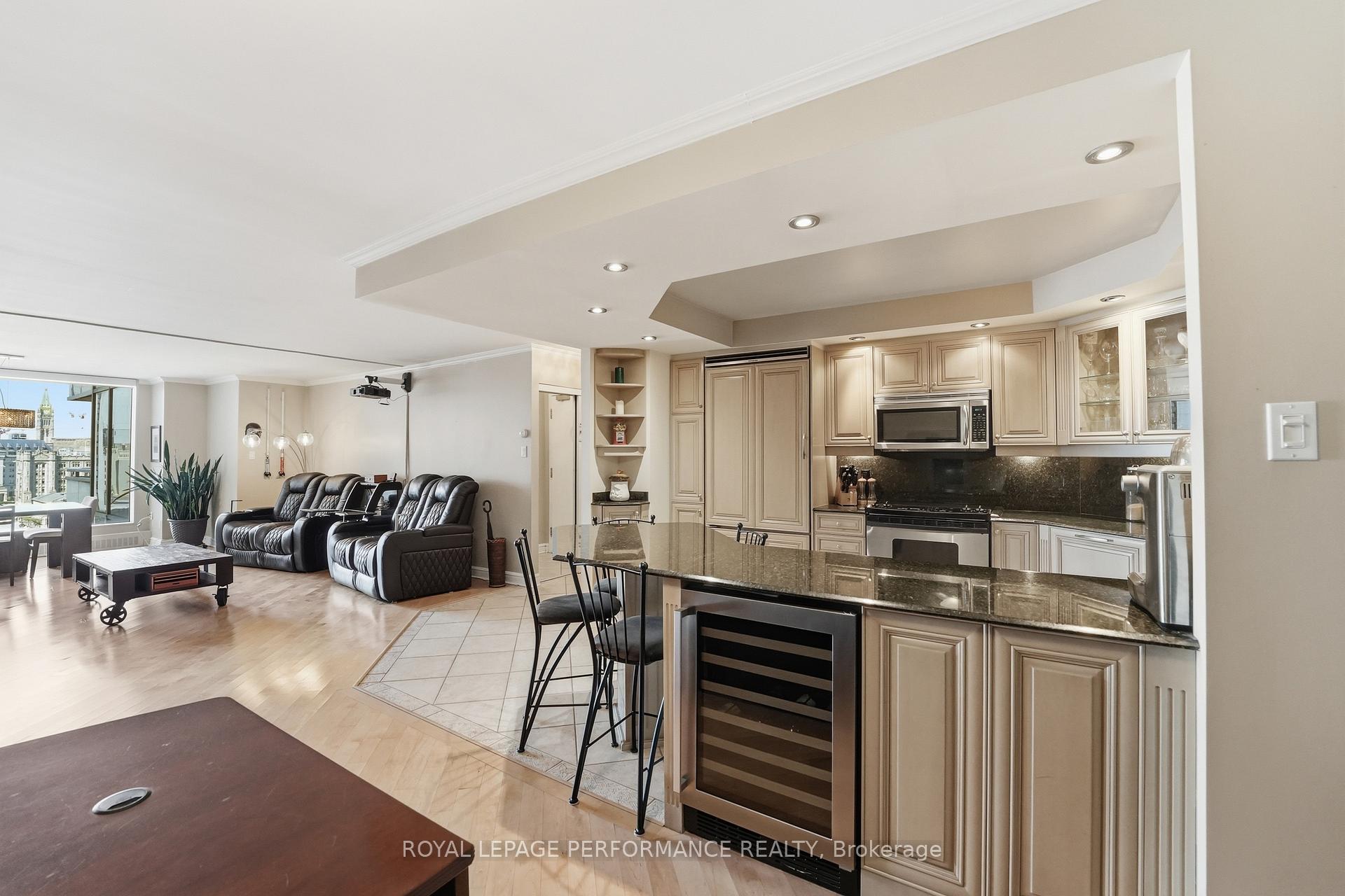 Photo 16 of Unit 1601, 160 George Street, Ottawa, Lower Town/Byward Market — HOMEH