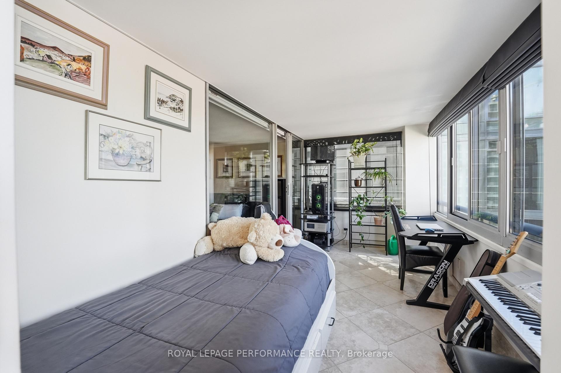 Photo 22 of Unit 1601, 160 George Street, Ottawa, Lower Town/Byward Market — HOMEH