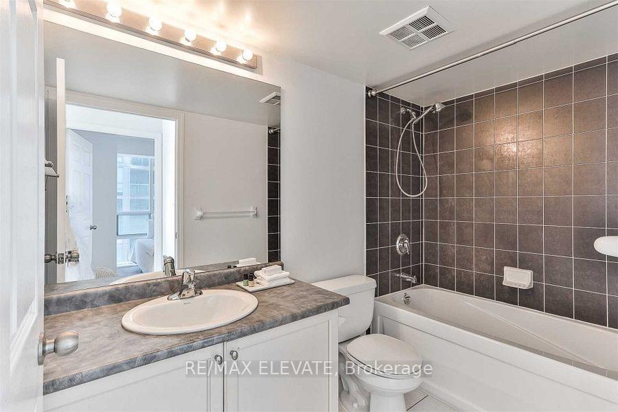 Photo 15 of Unit 308, 51 Lower Simcoe Street, Toronto, Waterfront Communities — HOMEH