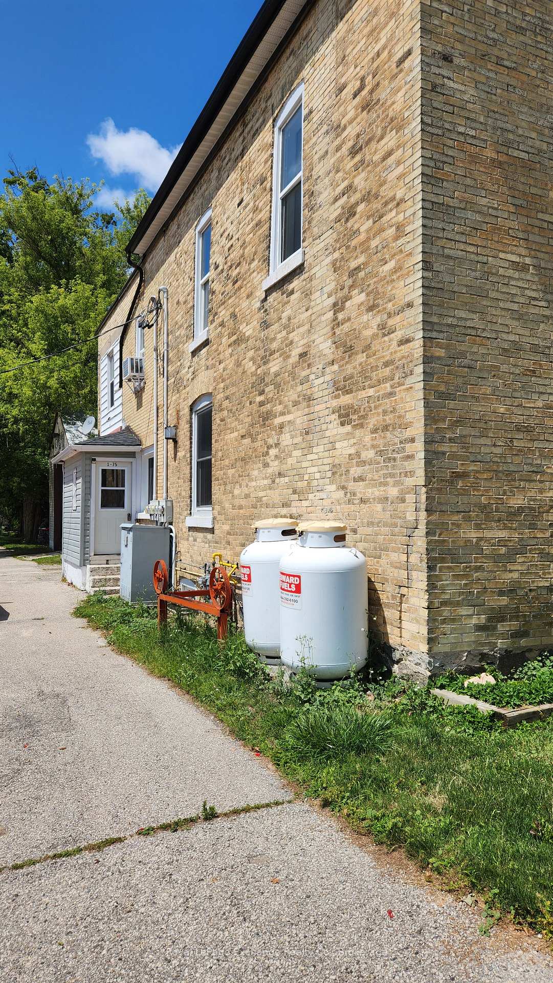 Photo of 75 Huron Street