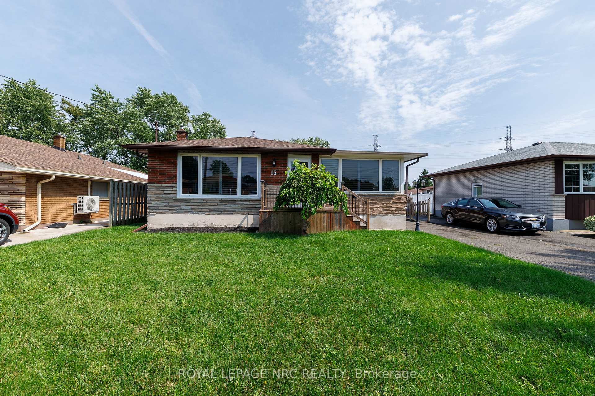 Photo 4 of 15 Memorial Park Drive, Welland, Lincoln/Crowland — HOMEH