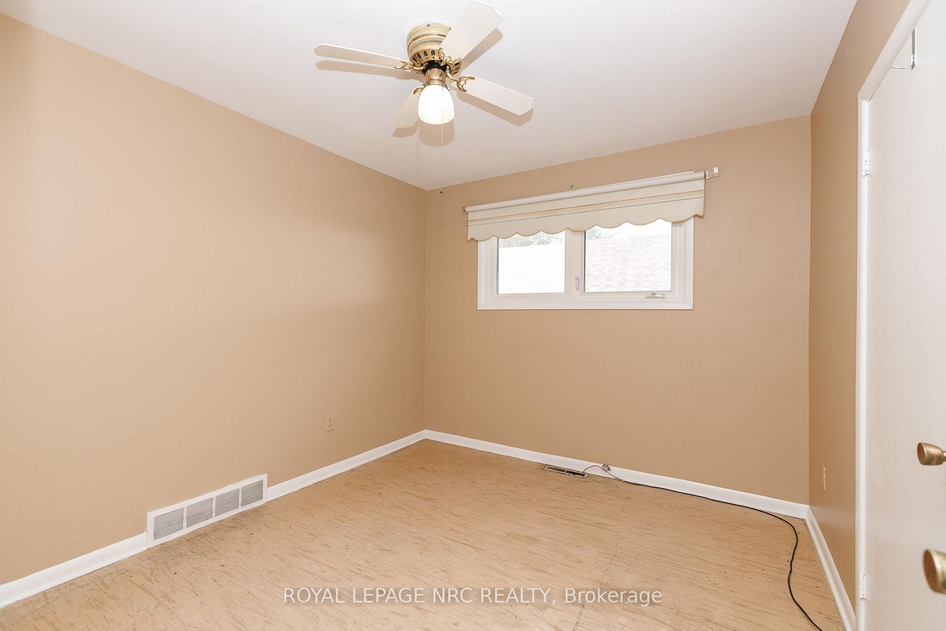 Photo 21 of 15 Memorial Park Drive, Welland, Lincoln/Crowland — HOMEH