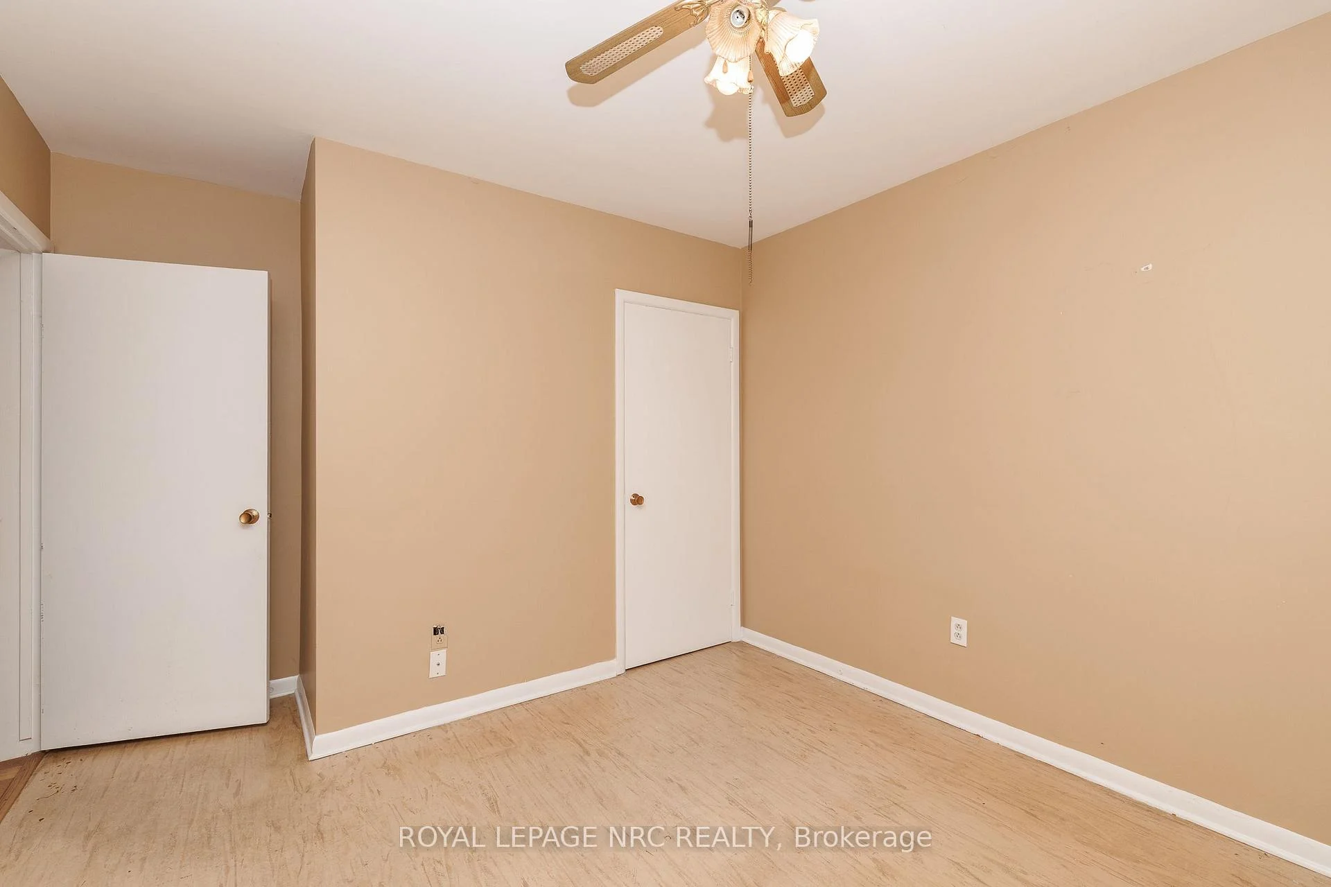 Photo 26 of 15 Memorial Park Drive, Welland, Lincoln/Crowland — HOMEH