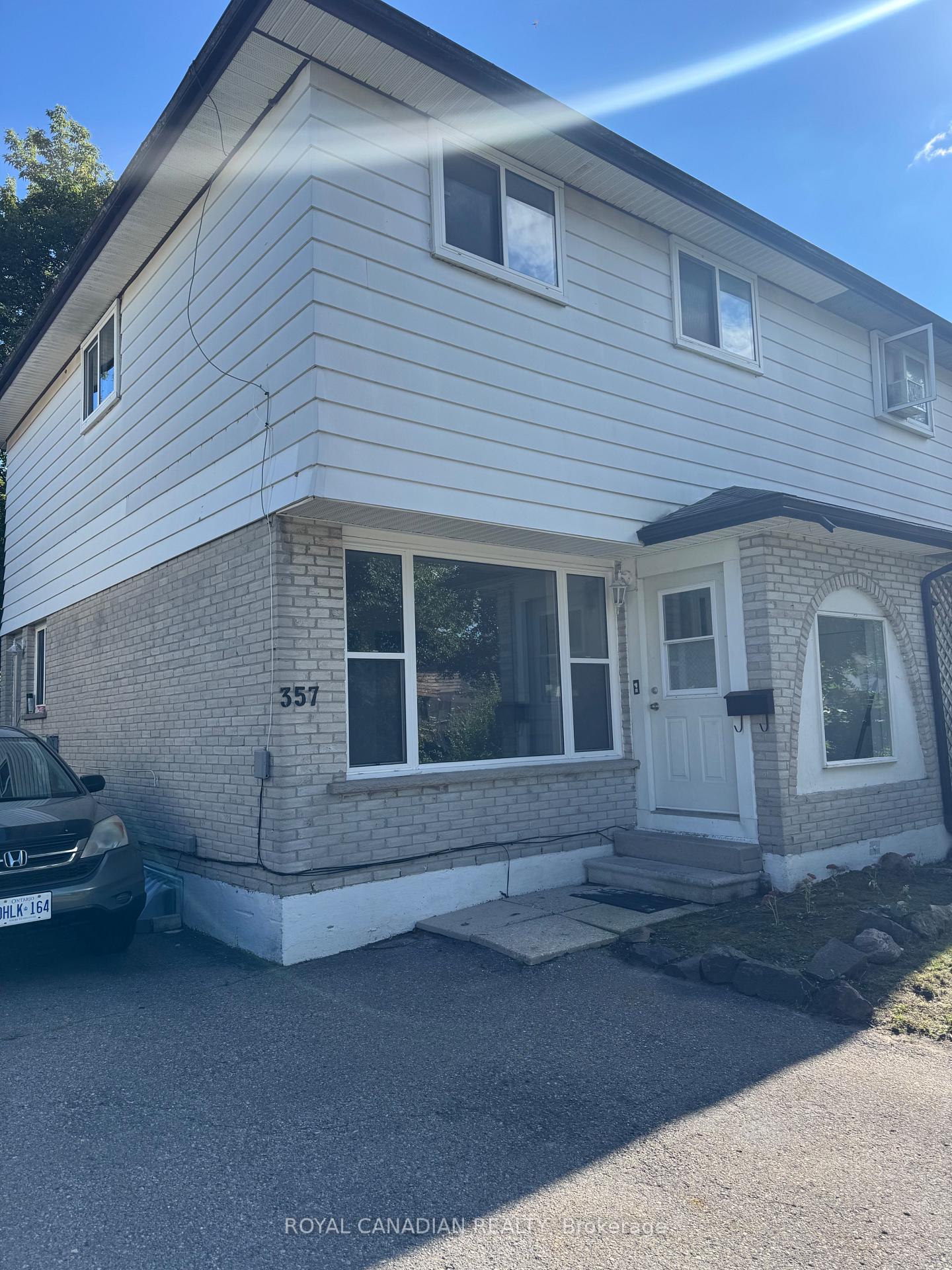 Photo 2 of Unit Upper, 357 Durham Court, Oshawa, Vanier — HOMEH