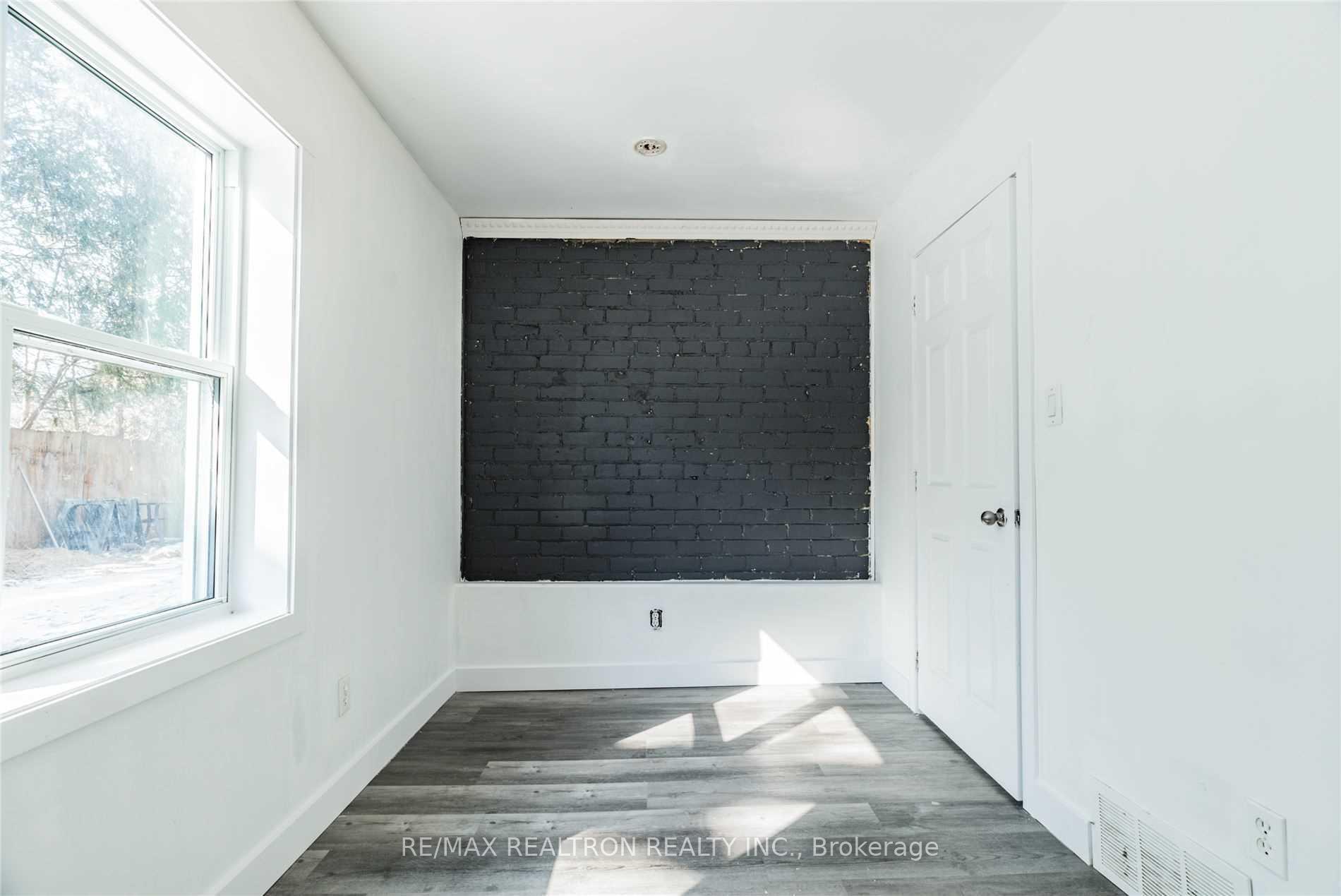 Photo 13 of 26 Florence Street, Chatham-Kent — HOMEH
