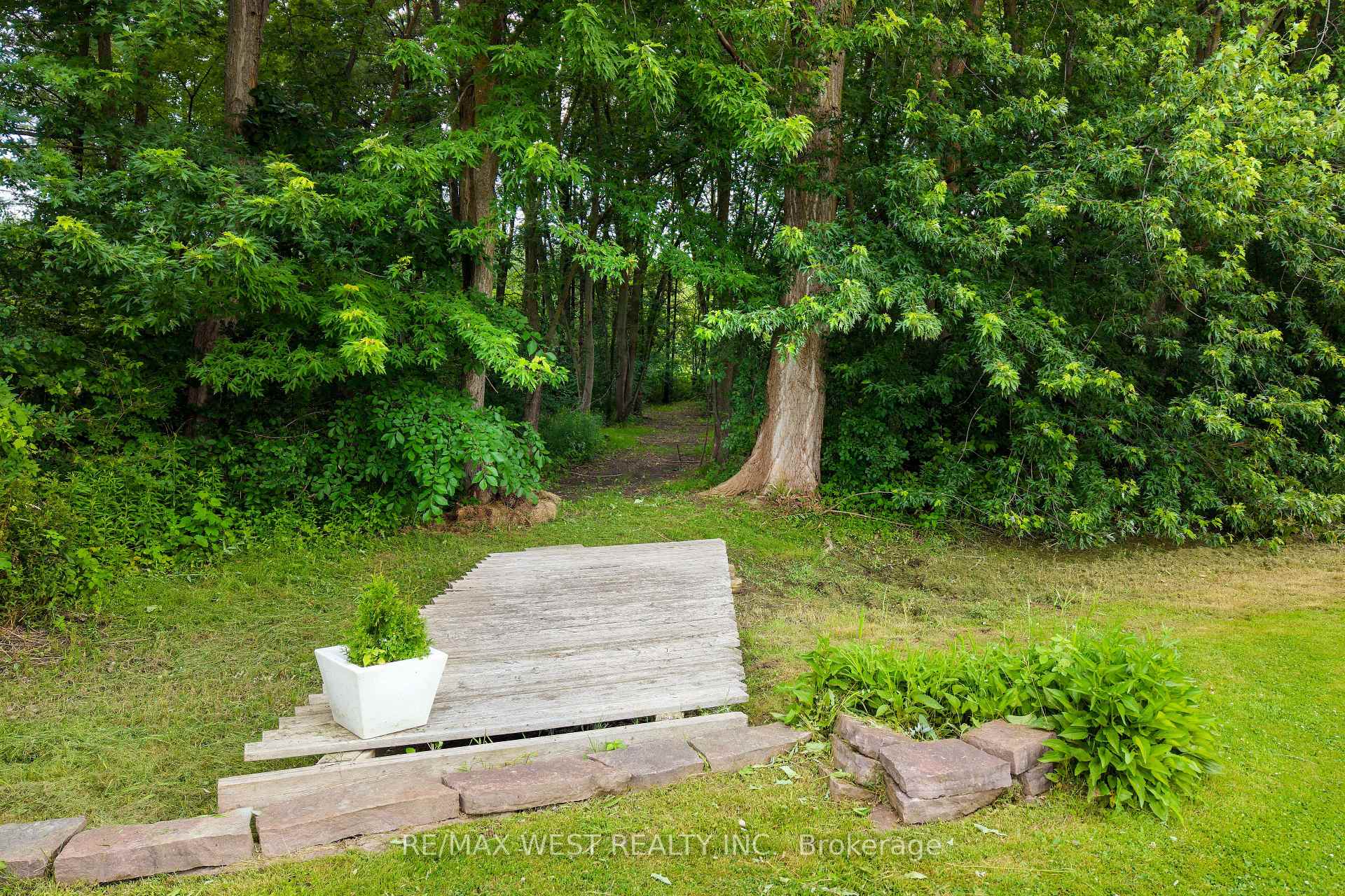 Photo 38 of 7324 Highway 9 Road S, New Tecumseth, Rural New Tecumseth — HOMEH