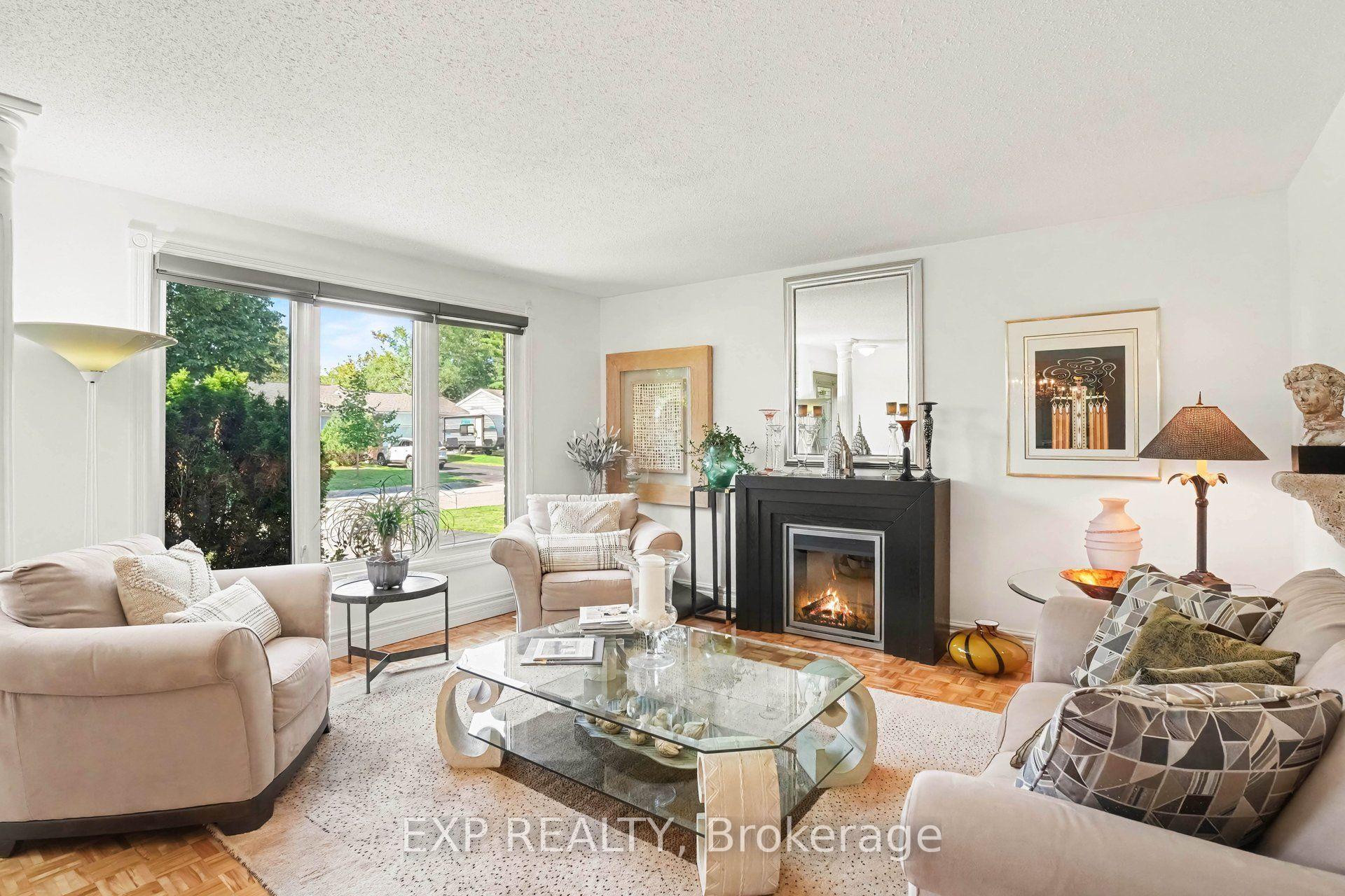 Photo 5 of 1347 Metz Crescent, Ottawa, Carson Meadows — HOMEH