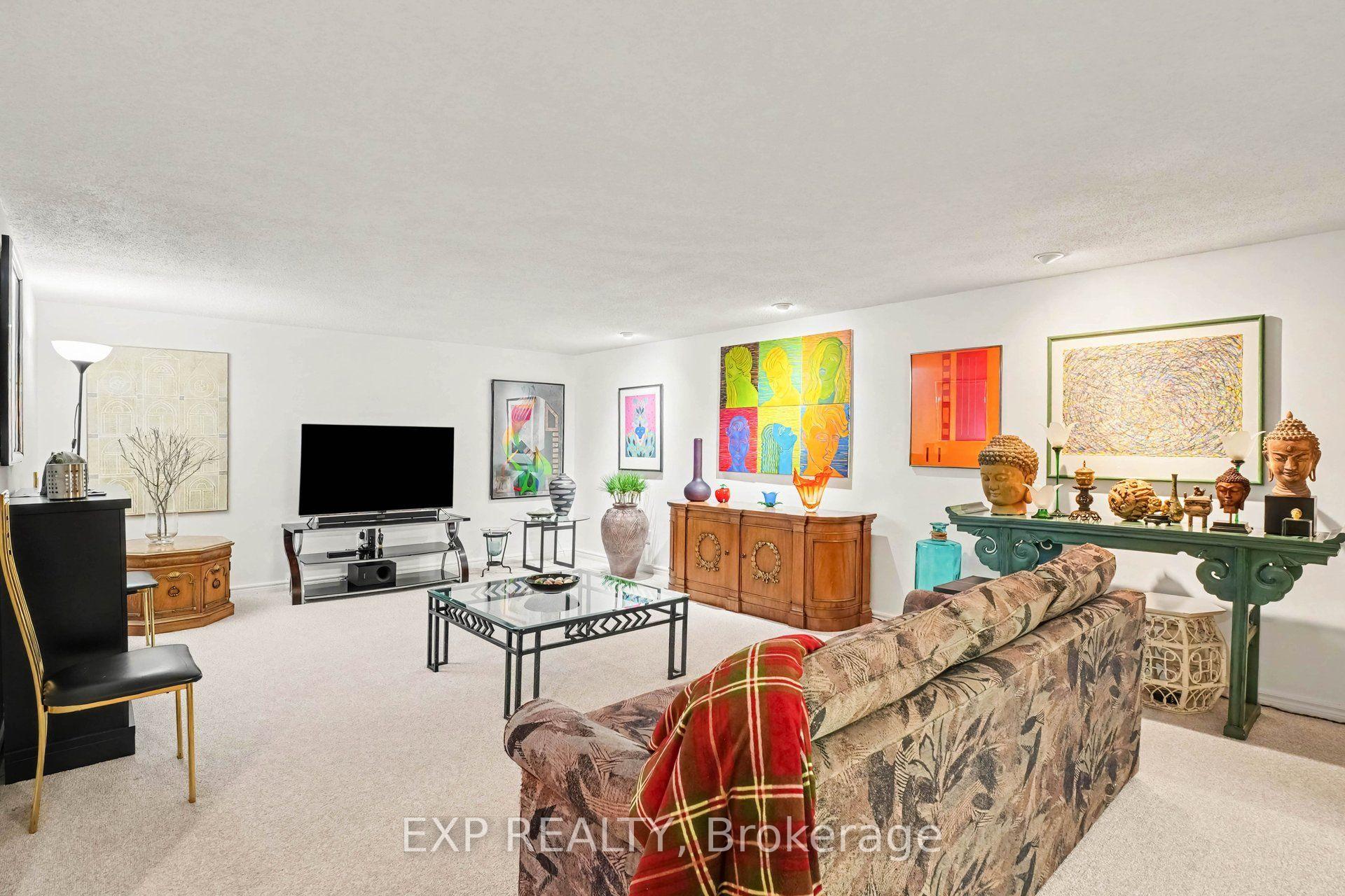 Photo 17 of 1347 Metz Crescent, Ottawa, Carson Meadows — HOMEH