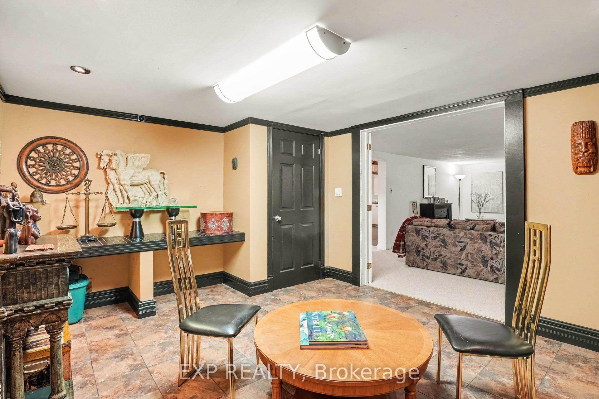 Photo 20 of 1347 Metz Crescent, Ottawa, Carson Meadows — HOMEH