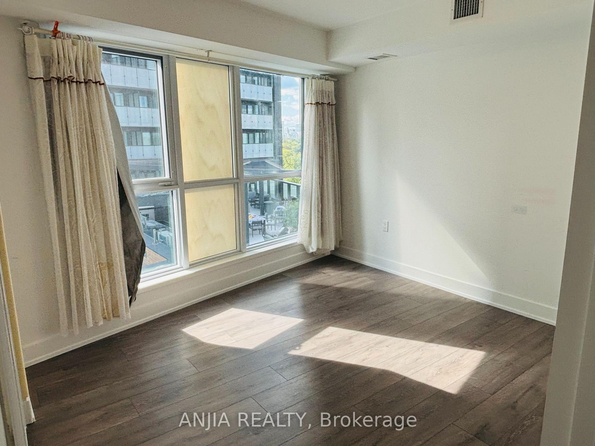 Photo 6 of Unit 622, 585 Bloor Street E, Toronto, North St. James Town — HOMEH