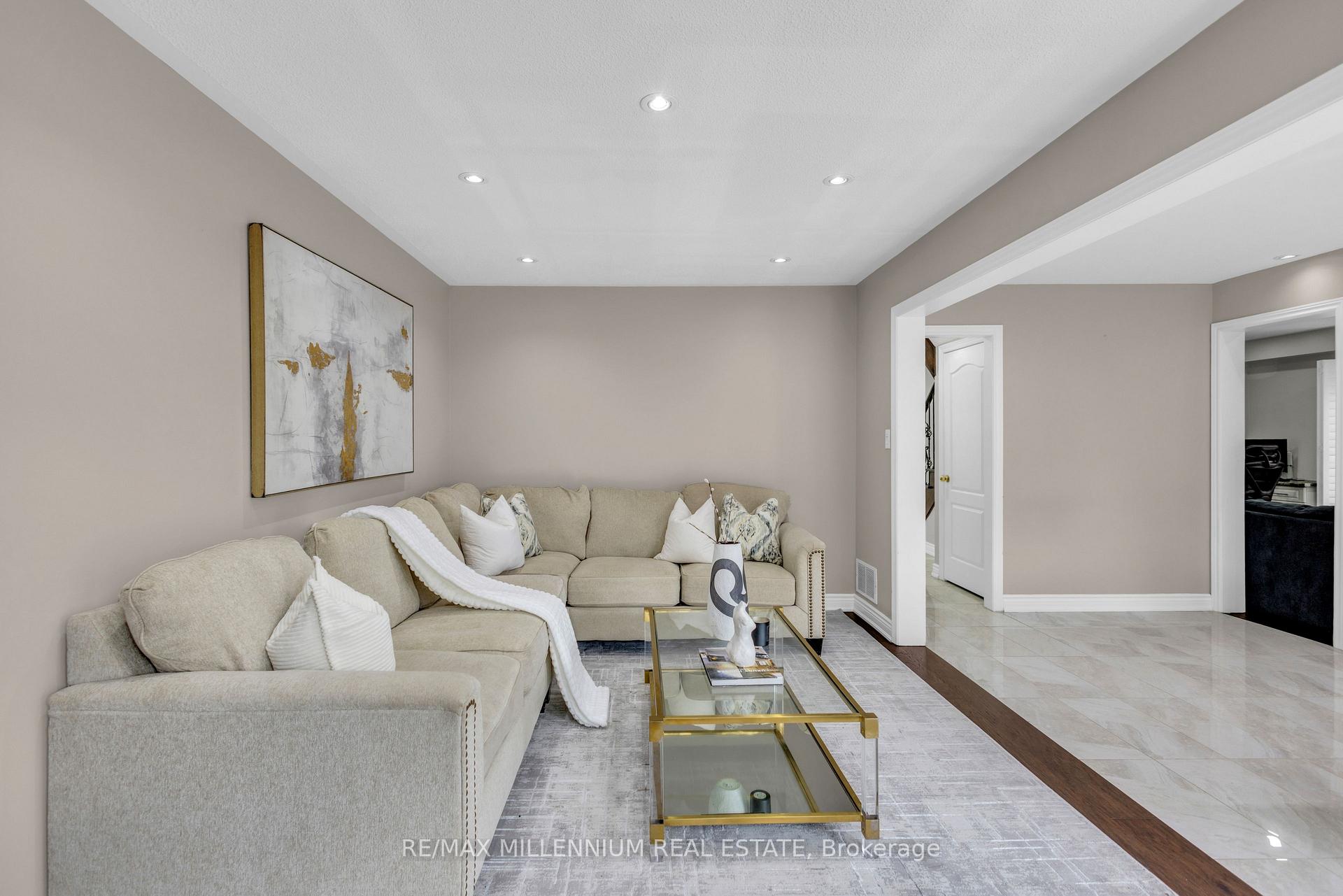 Photo 16 of 252 Mountainberry Road, Brampton, Sandringham-Wellington — HOMEH