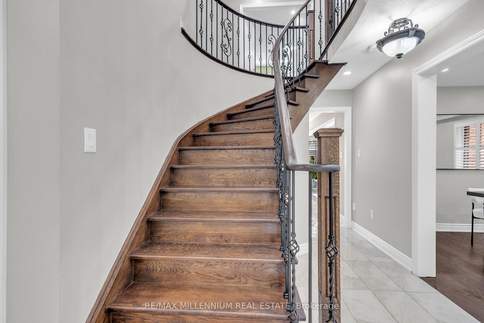 Photo 20 of 252 Mountainberry Road, Brampton, Sandringham-Wellington — HOMEH