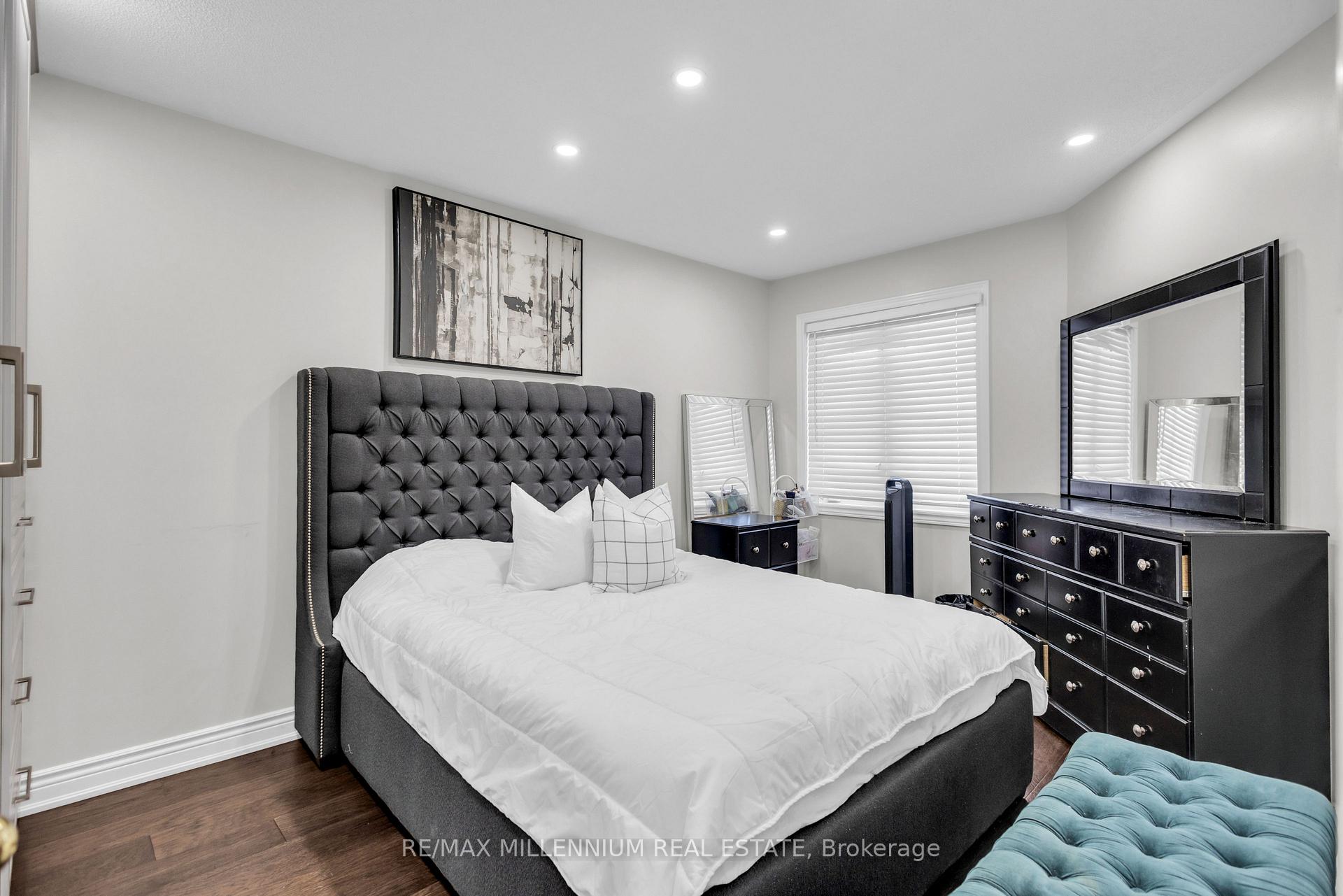 Photo 32 of 252 Mountainberry Road, Brampton, Sandringham-Wellington — HOMEH