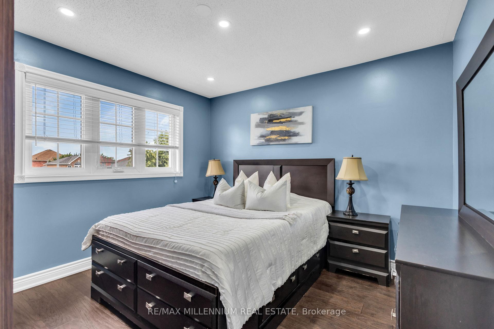 Photo 34 of 252 Mountainberry Road, Brampton, Sandringham-Wellington — HOMEH