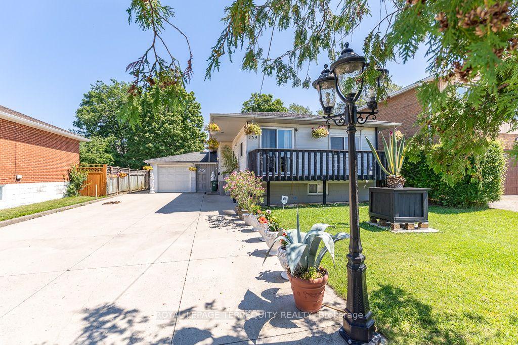 Photo 5 of 134 Homeside Avenue, Hamilton, Stoney Creek — HOMEH