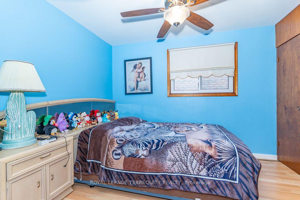 Photo 14 of 134 Homeside Avenue, Hamilton, Stoney Creek — HOMEH