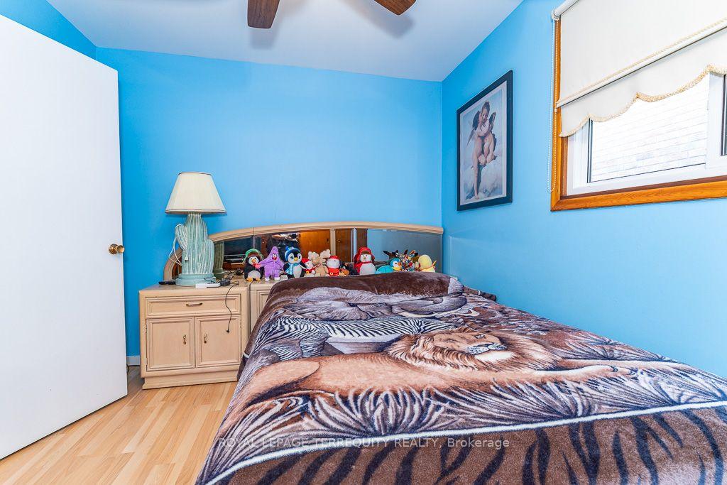 Photo 15 of 134 Homeside Avenue, Hamilton, Stoney Creek — HOMEH