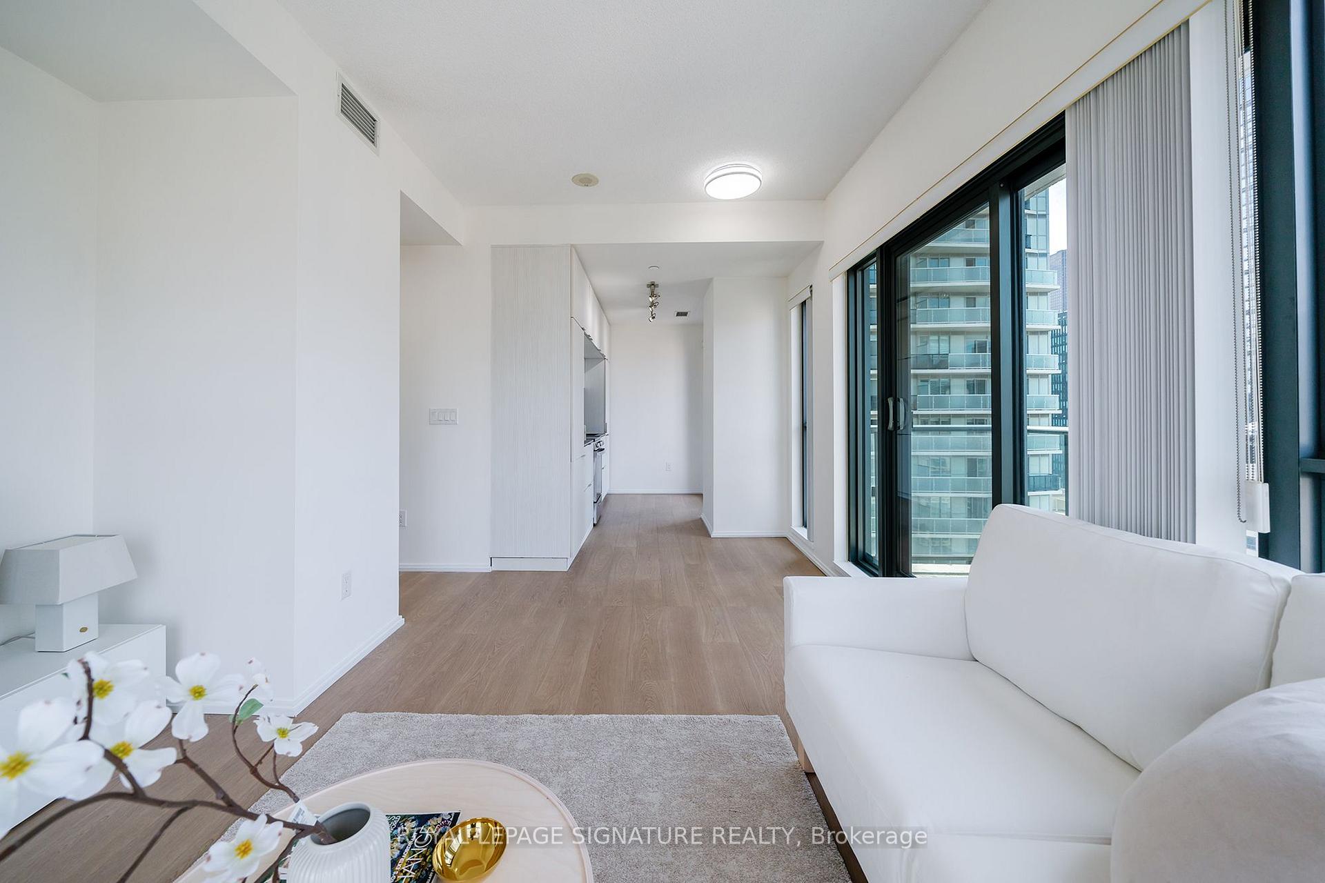 Photo 4 of Unit 1809, 159 Dundas Street E, Toronto, Church-Yonge Corridor — HOMEH
