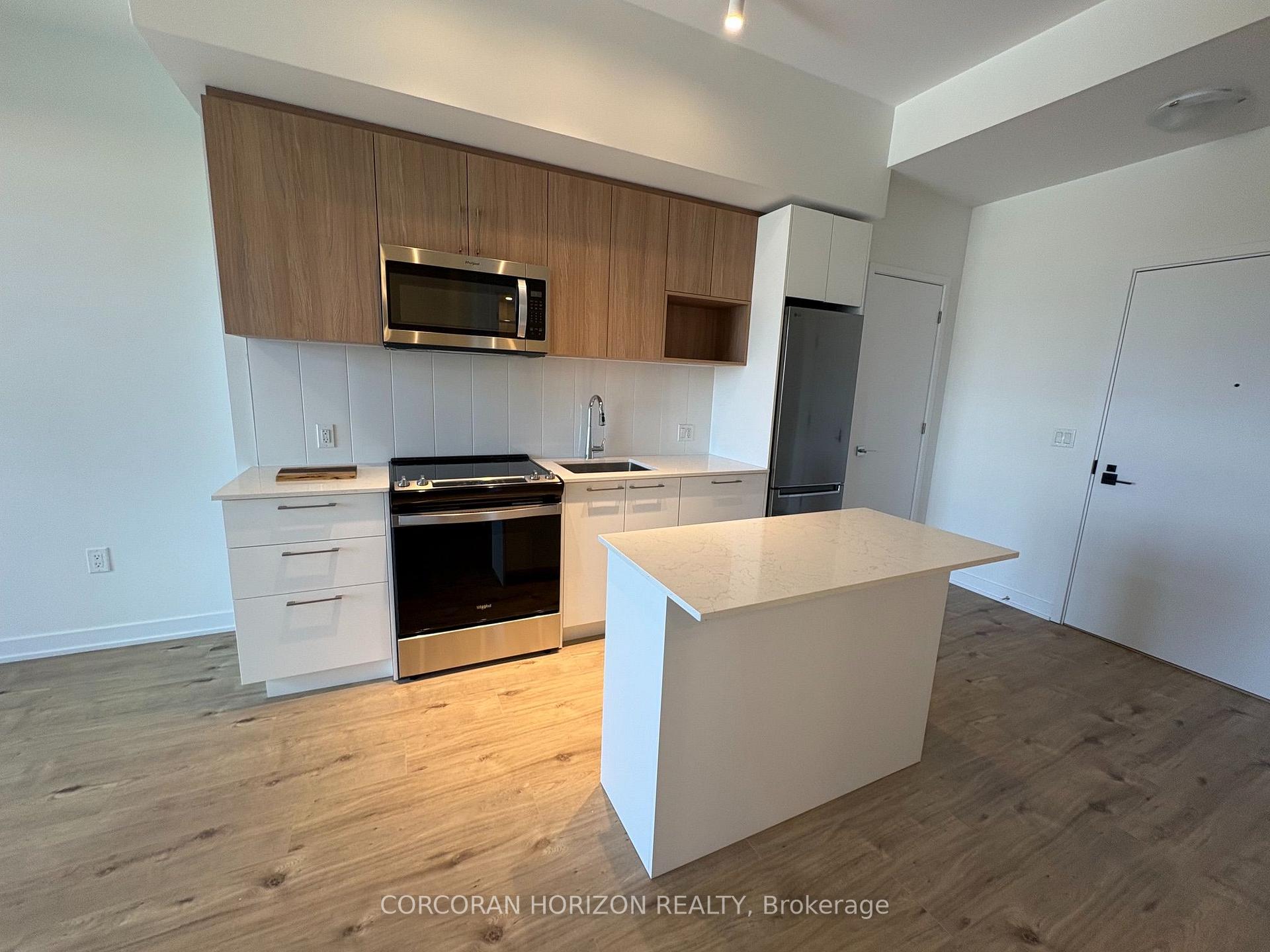 Photo 3 of Unit 617, 500 Plains Road E, Burlington, LaSalle — HOMEH
