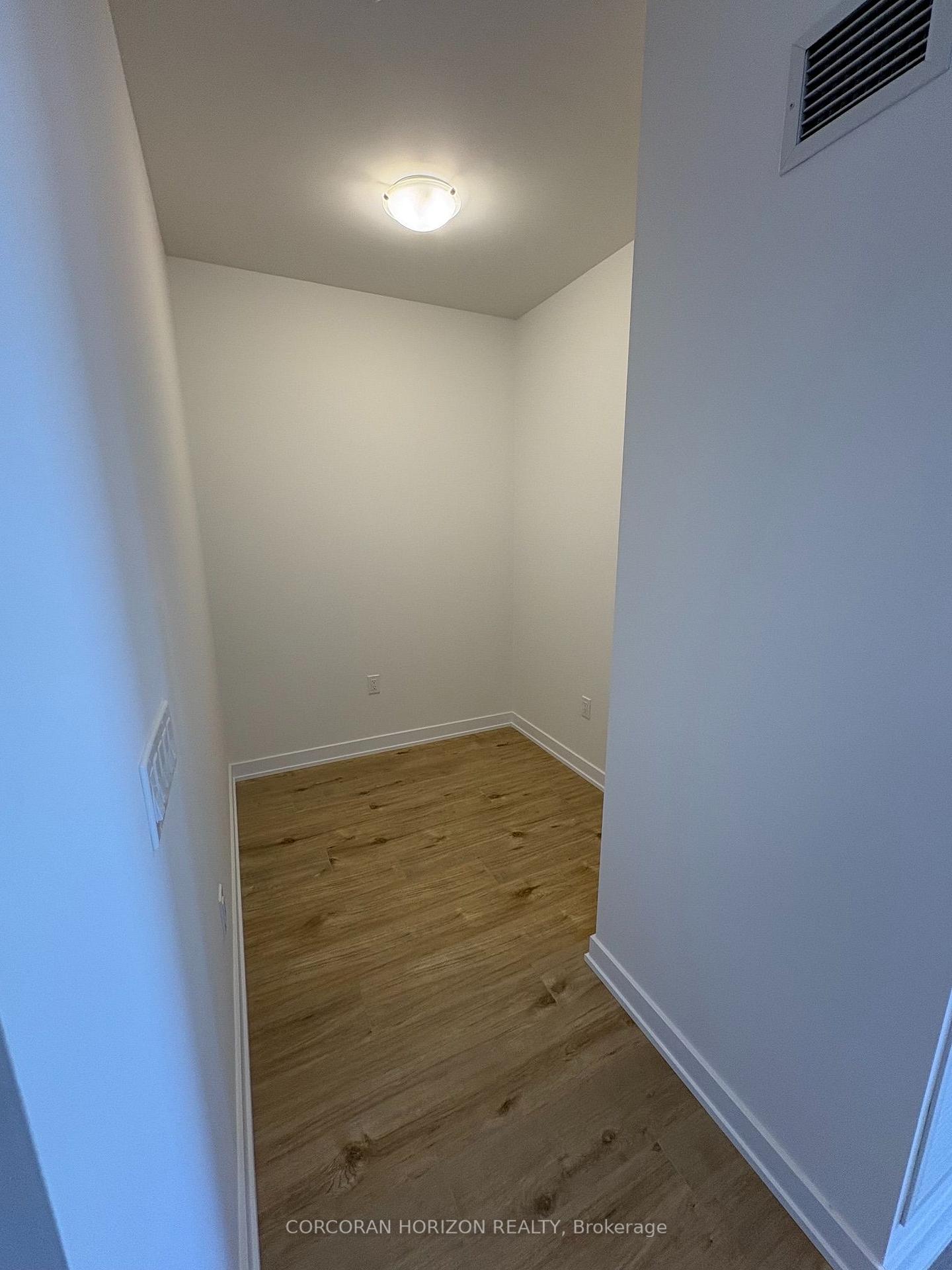 Photo 10 of Unit 617, 500 Plains Road E, Burlington, LaSalle — HOMEH