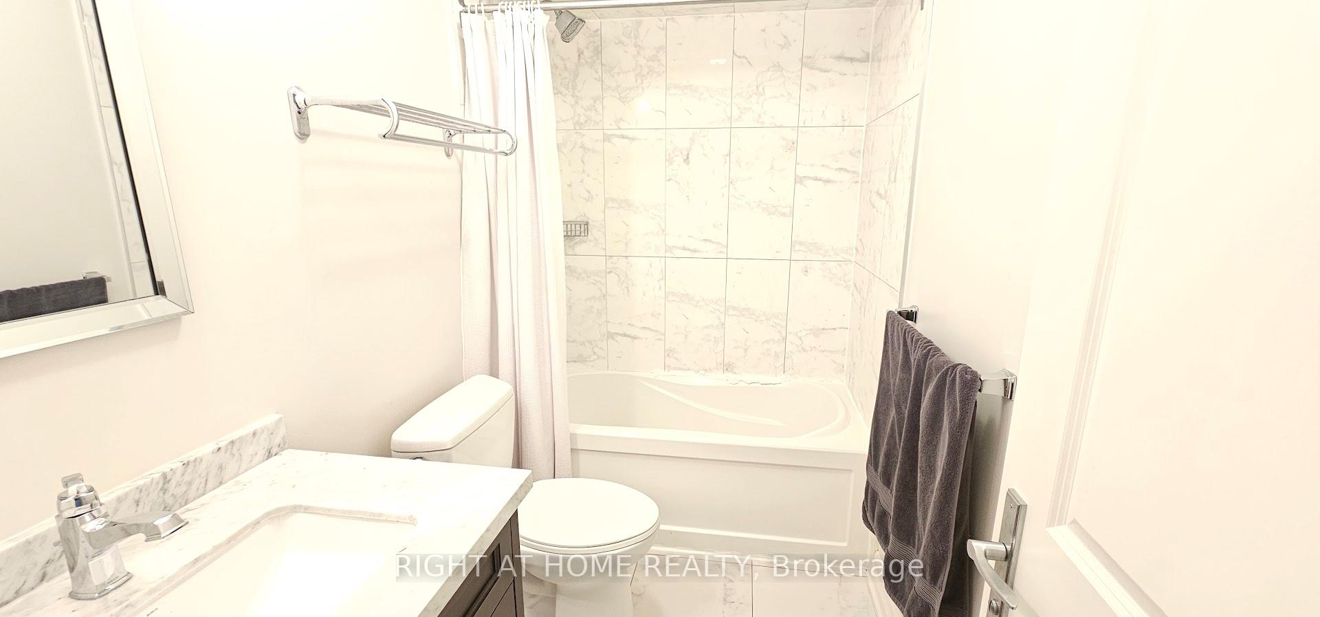 Photo 13 of 730 Shaw Street, Toronto, Palmerston-Little Italy — HOMEH