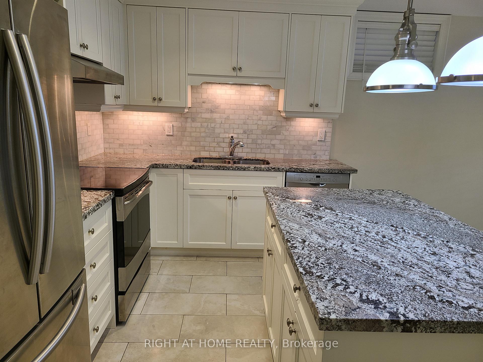 Photo 33 of 730 Shaw Street, Toronto, Palmerston-Little Italy — HOMEH