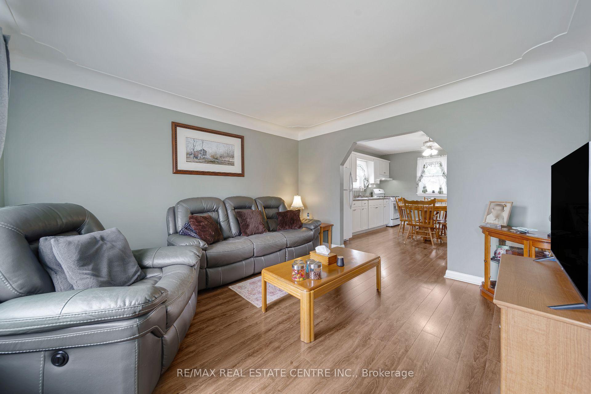Photo 3 of 205 Crysler Street, Norfolk, Delhi — HOMEH
