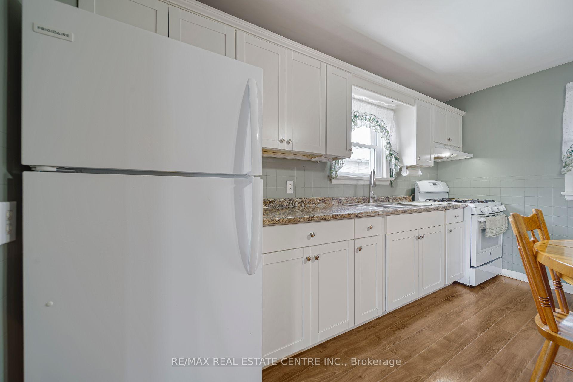 Photo 11 of 205 Crysler Street, Norfolk, Delhi — HOMEH