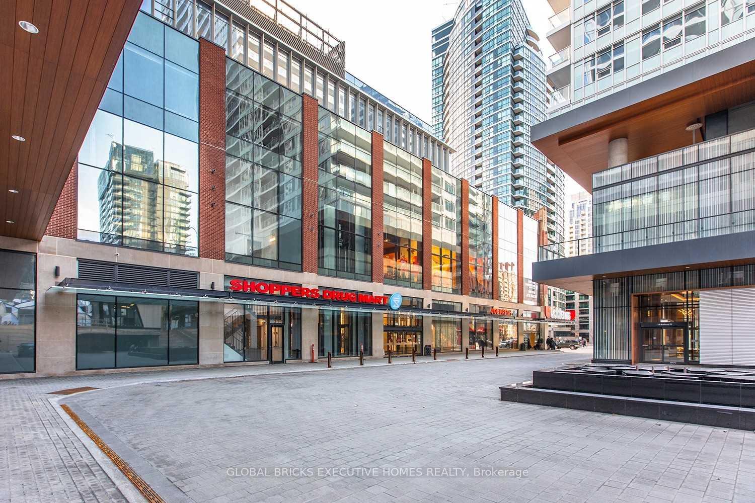 Photo 3 of Unit 2206, 17 Bathurst Street, Toronto, Waterfront Communities — HOMEH