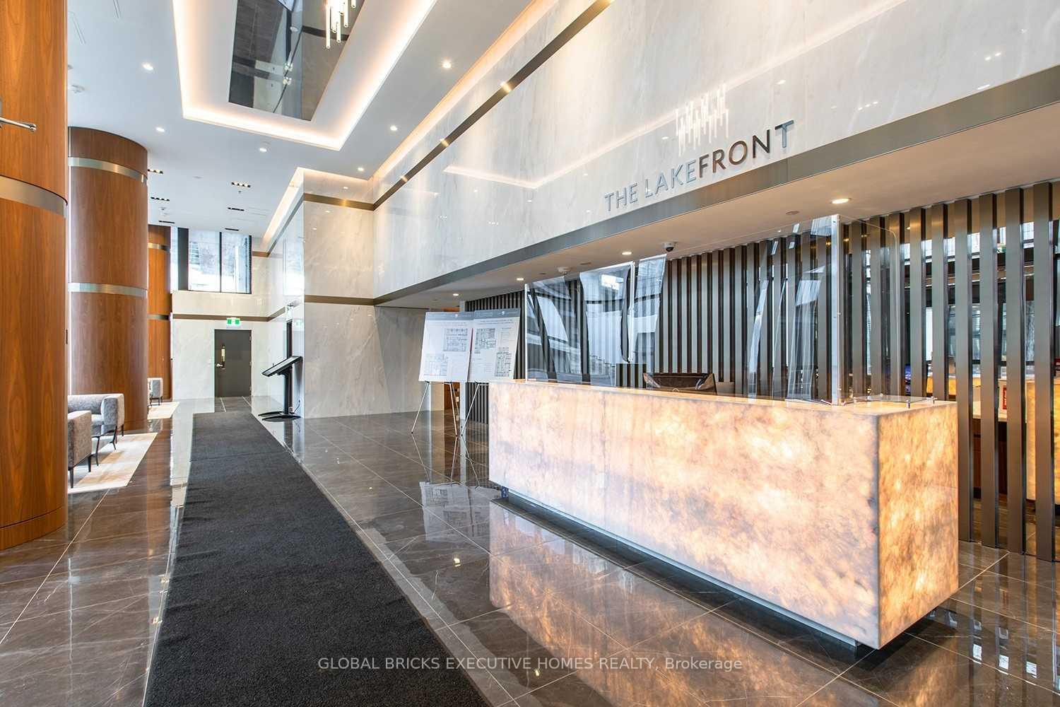 Photo 4 of Unit 2206, 17 Bathurst Street, Toronto, Waterfront Communities — HOMEH