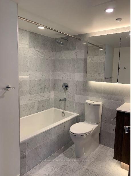 Photo 12 of Unit 2206, 17 Bathurst Street, Toronto, Waterfront Communities — HOMEH