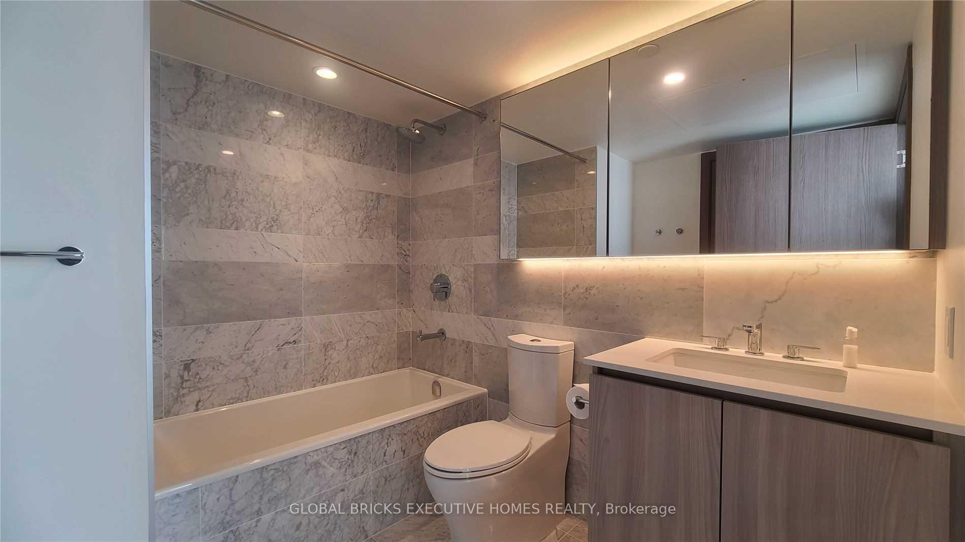 Photo 13 of Unit 2206, 17 Bathurst Street, Toronto, Waterfront Communities — HOMEH