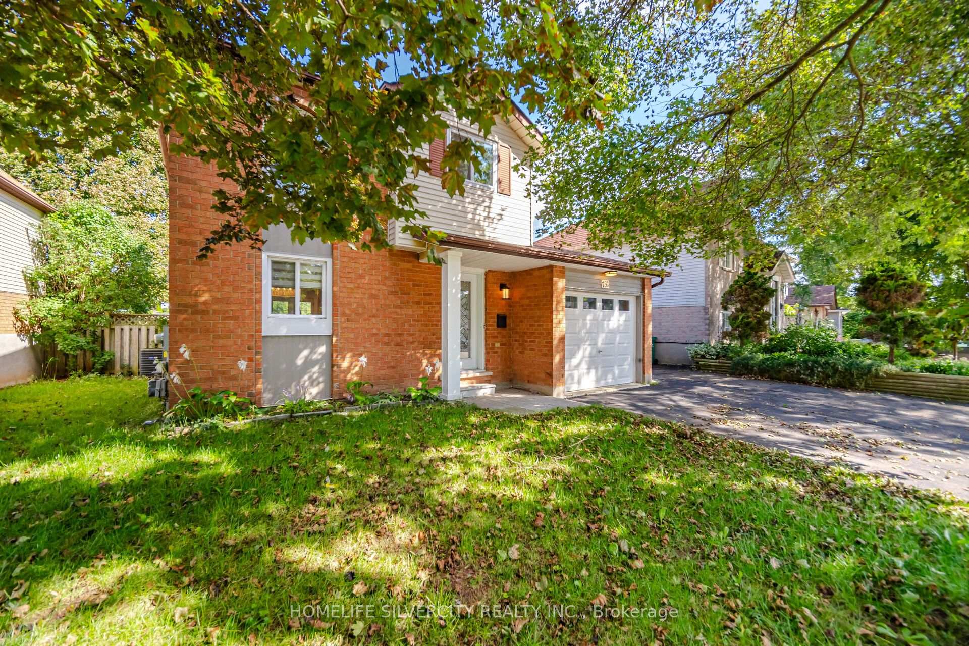 Photo 2 of 731 Elgin Street N, Cambridge, Greenway-Chaplin — HOMEH
