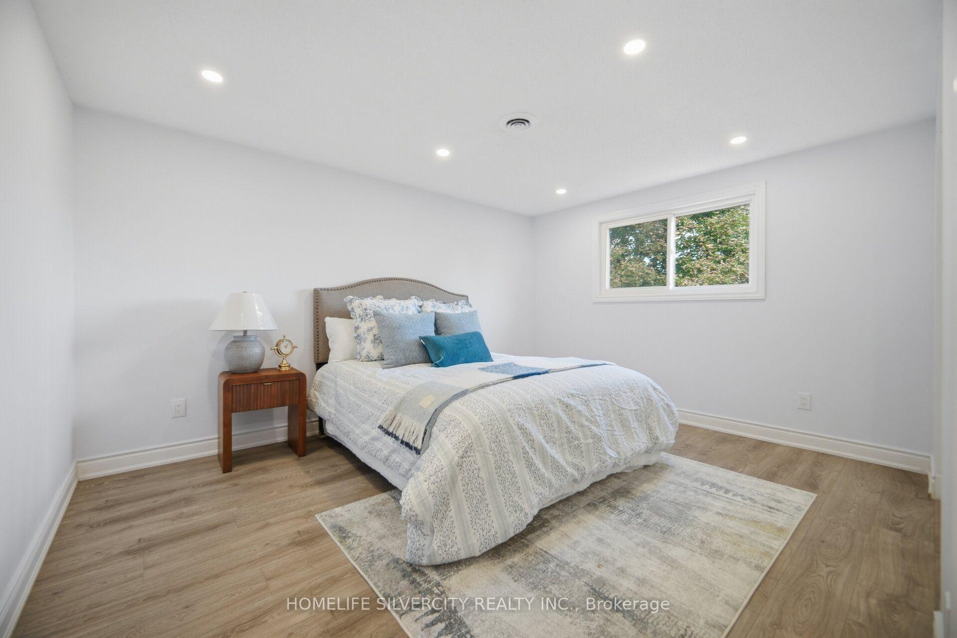 Photo 10 of 731 Elgin Street N, Cambridge, Greenway-Chaplin — HOMEH