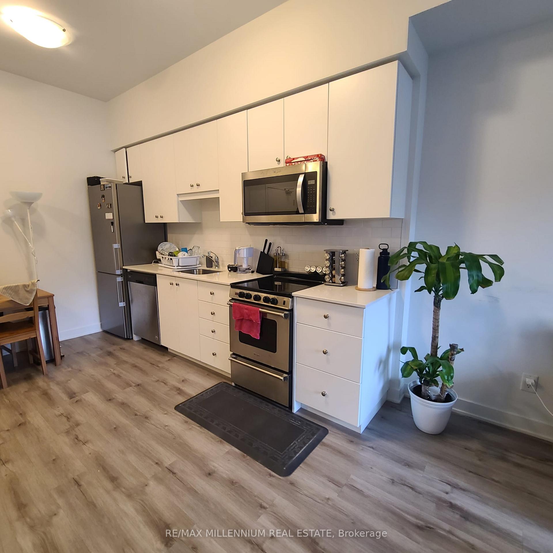 Photo 3 of Unit 130, 110 Fergus Avenue, Kitchener, Stanley Park — HOMEH