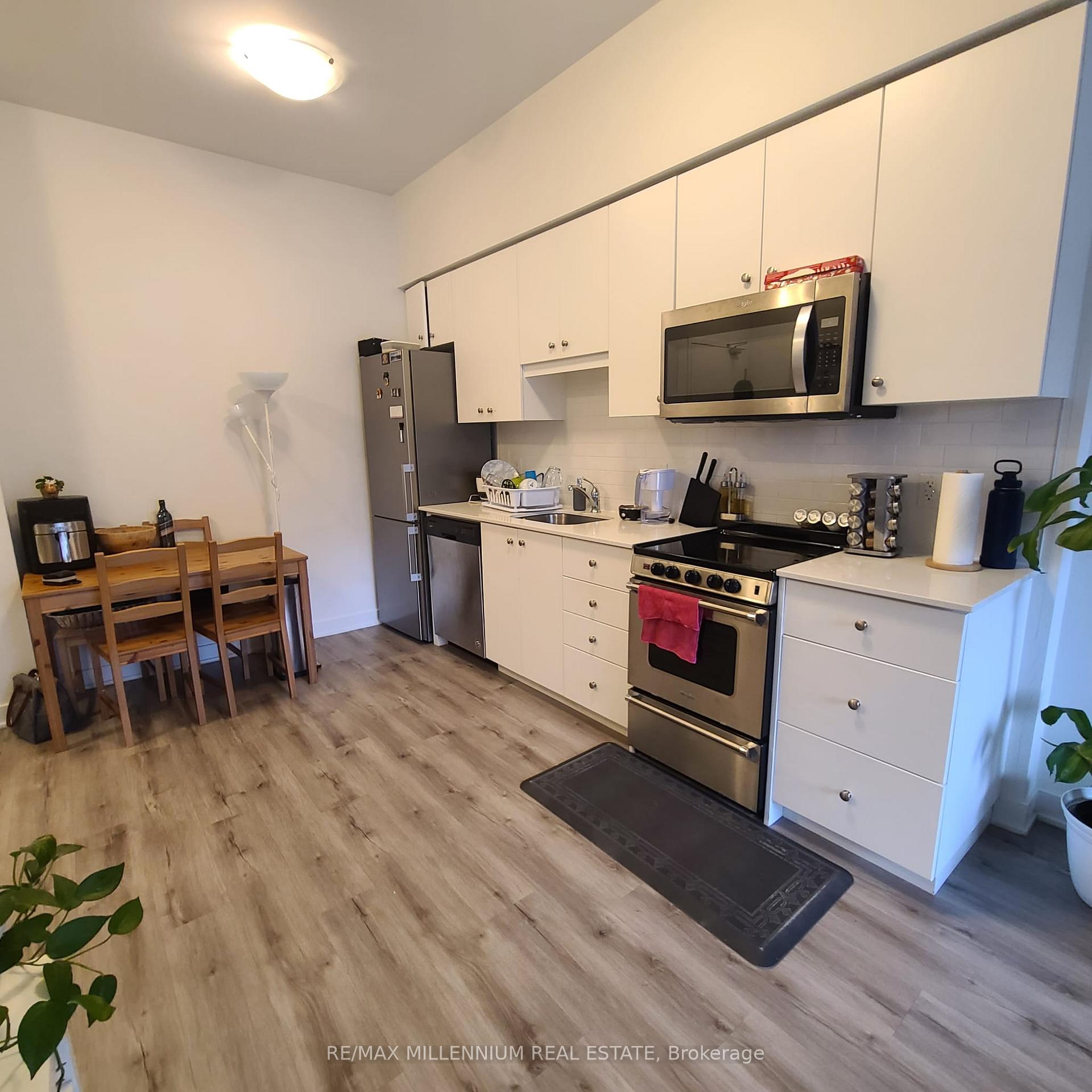 Photo 4 of Unit 130, 110 Fergus Avenue, Kitchener, Stanley Park — HOMEH