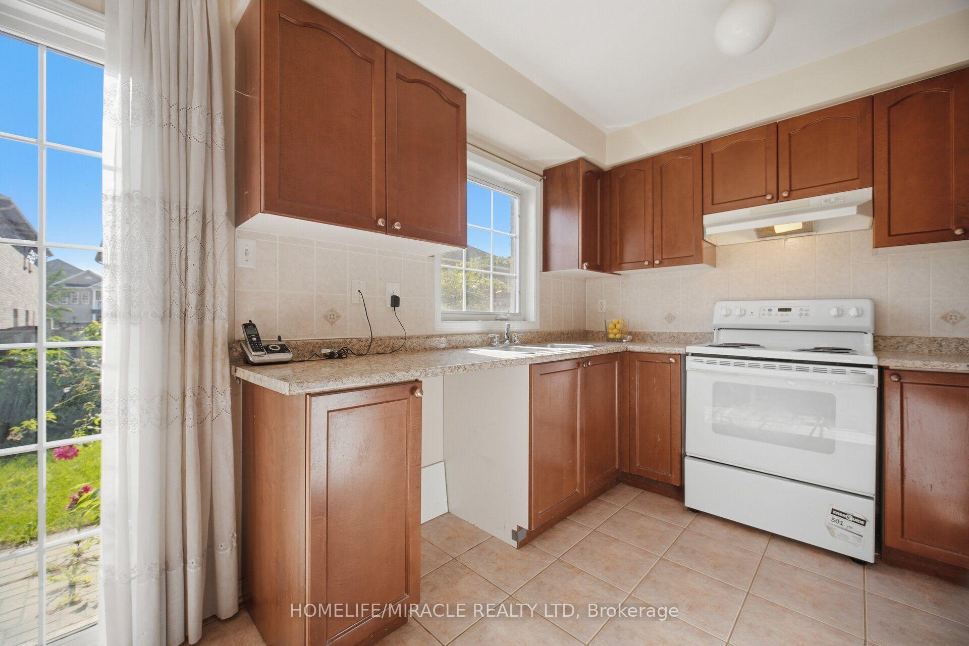 Photo 15 of 101 Crystalview Crescent, Brampton, Bram East — HOMEH