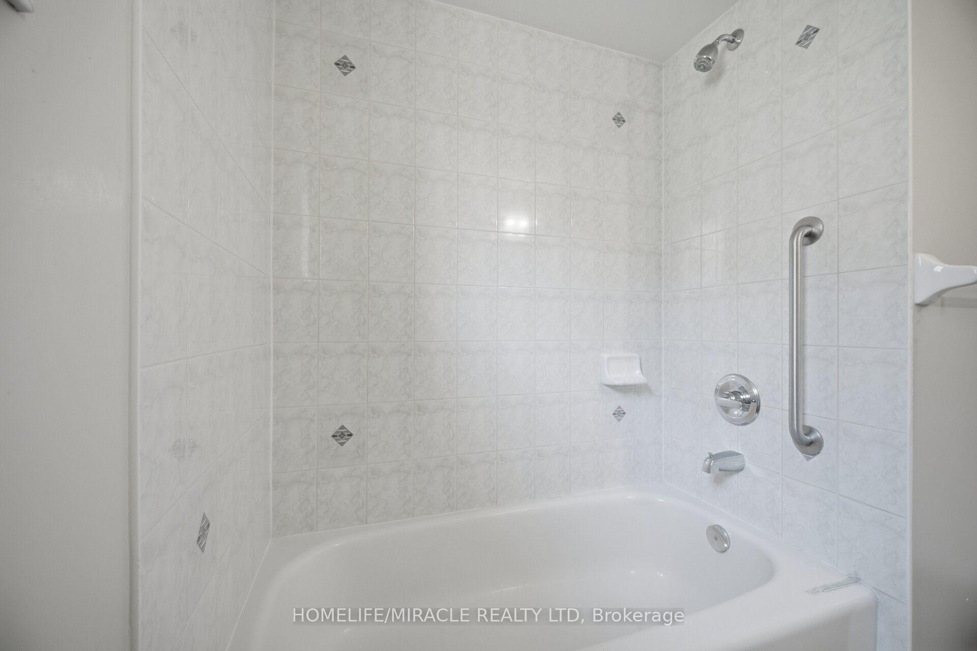 Photo 32 of 101 Crystalview Crescent, Brampton, Bram East — HOMEH