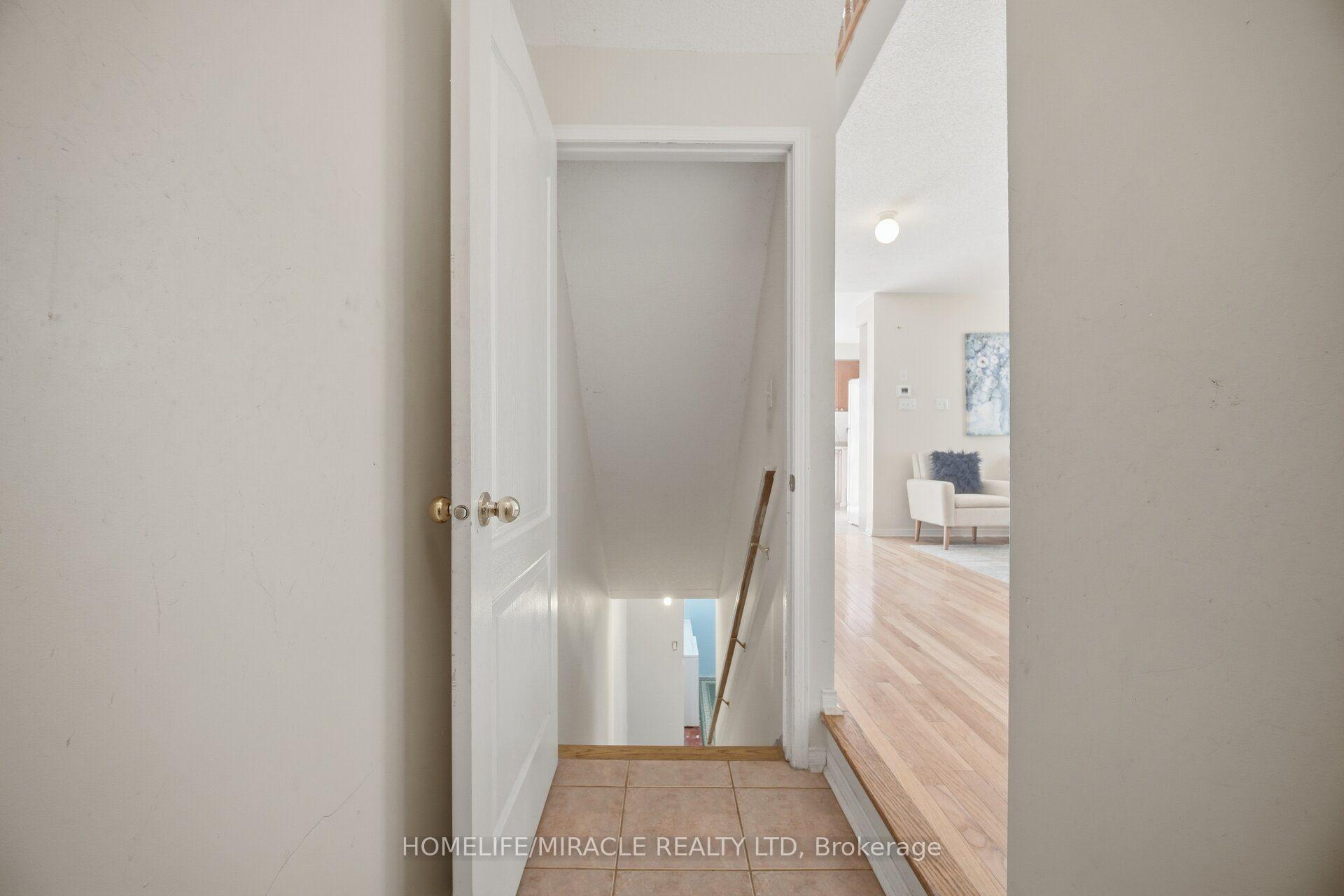 Photo 33 of 101 Crystalview Crescent, Brampton, Bram East — HOMEH