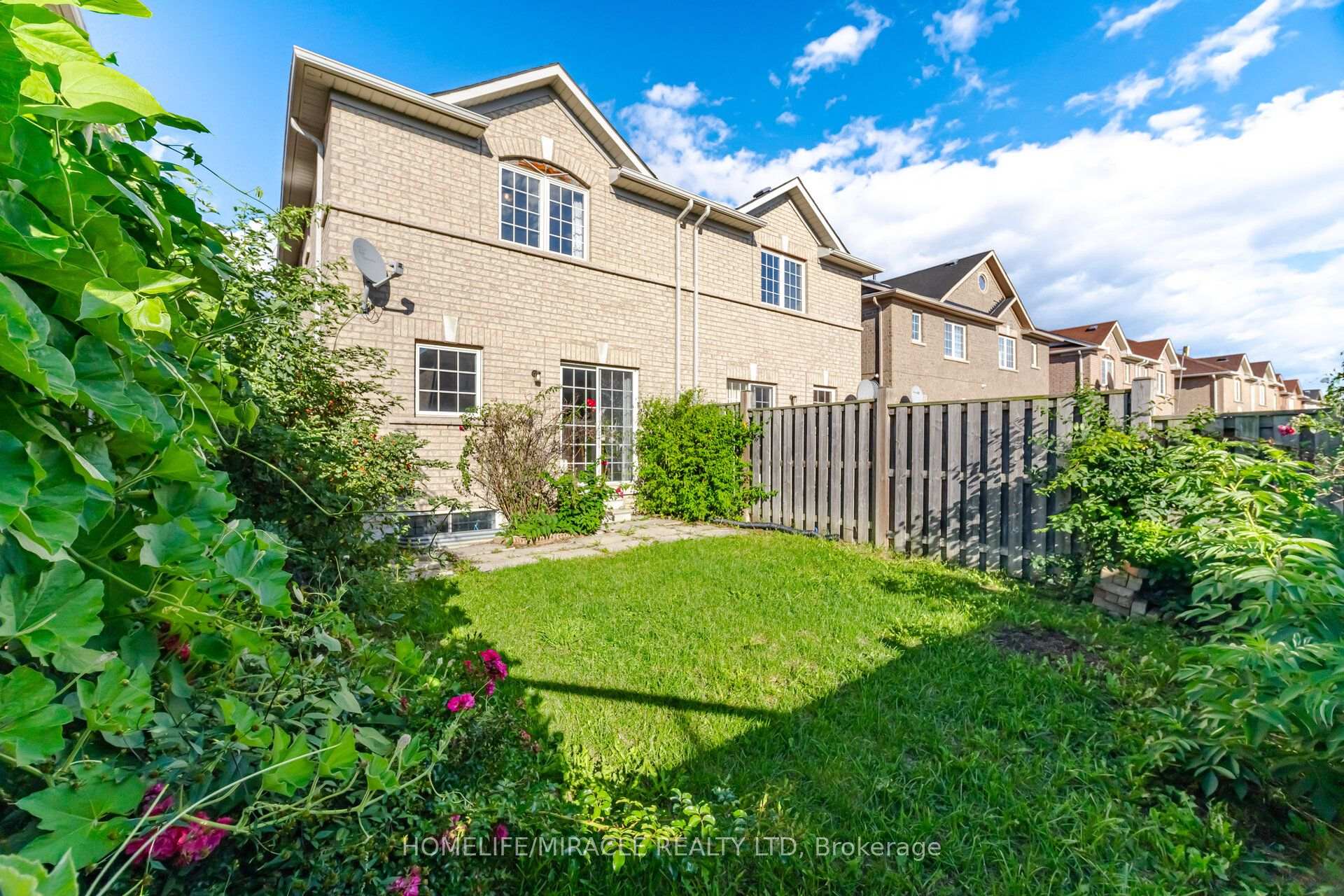 Photo 40 of 101 Crystalview Crescent, Brampton, Bram East — HOMEH
