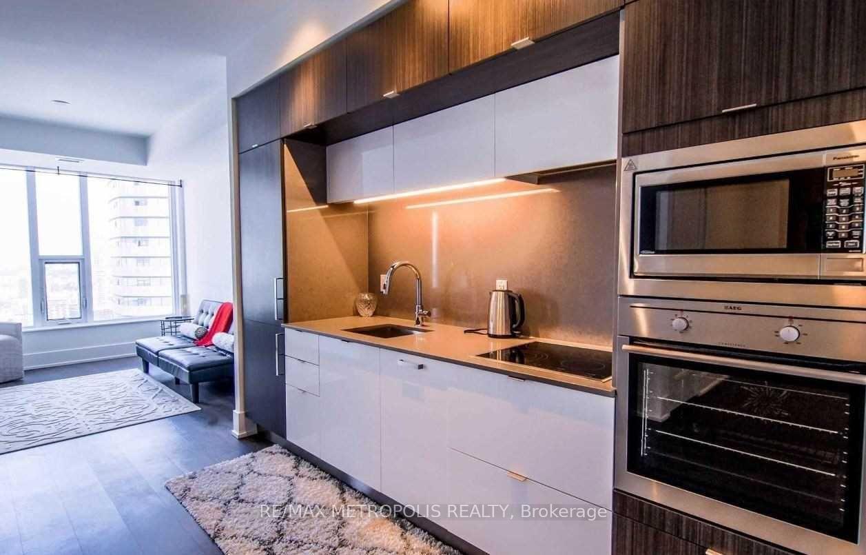 Photo 3 of Unit 6101, 10 York Street, Toronto, Waterfront Communities — HOMEH