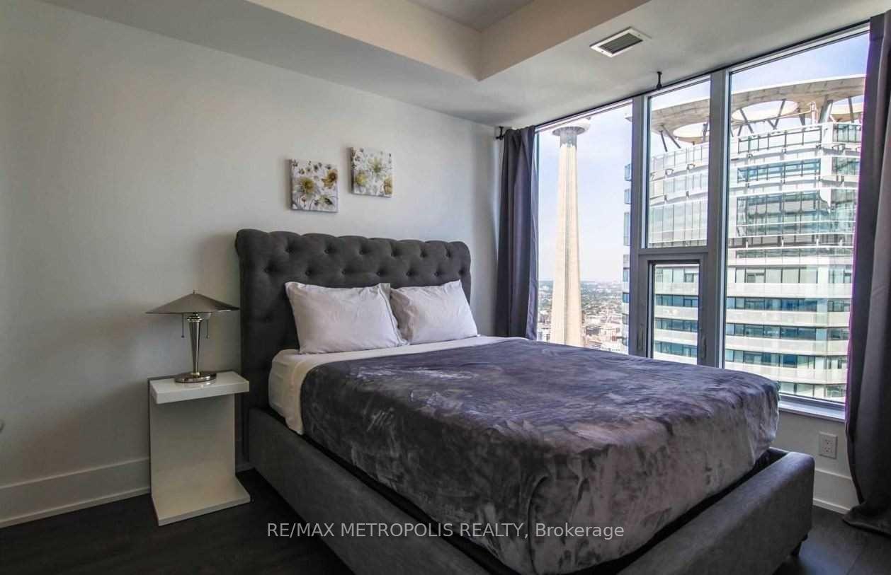 Photo 7 of Unit 6101, 10 York Street, Toronto, Waterfront Communities — HOMEH