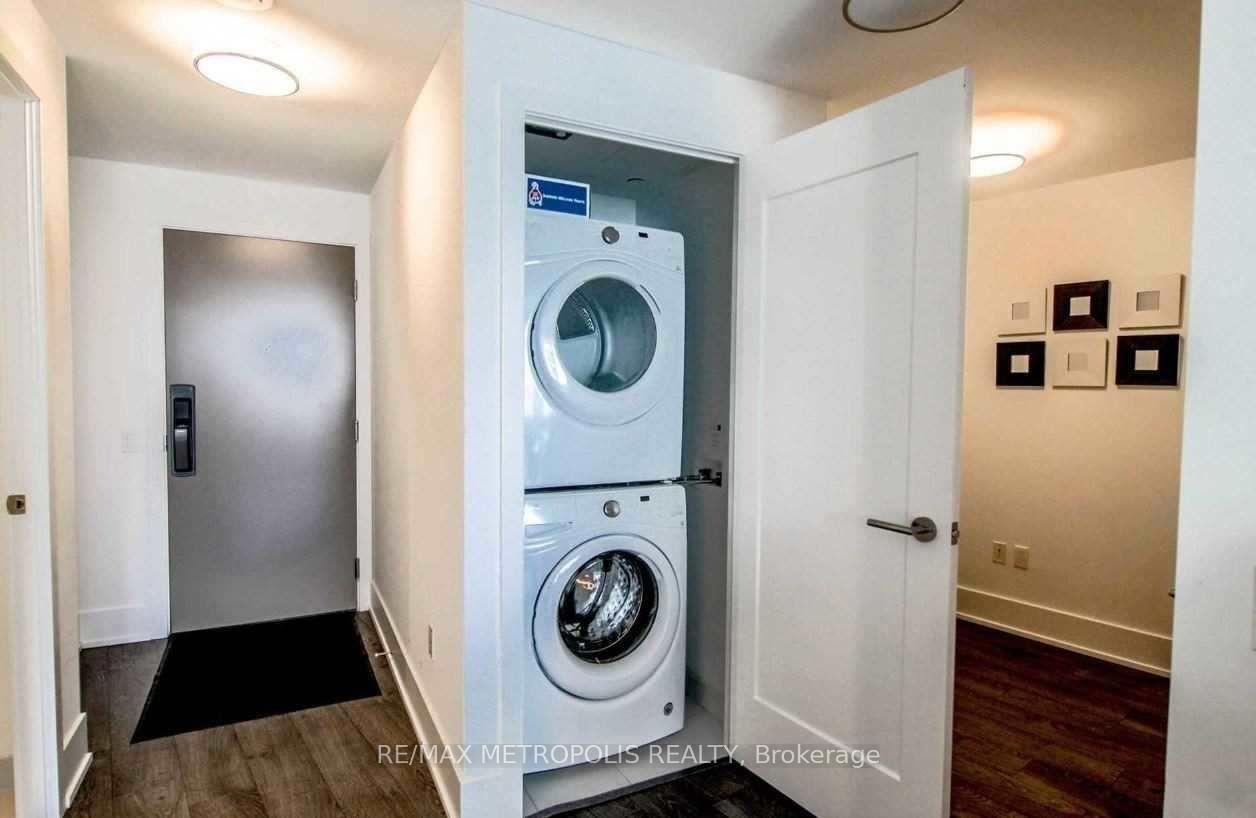 Photo 12 of Unit 6101, 10 York Street, Toronto, Waterfront Communities — HOMEH