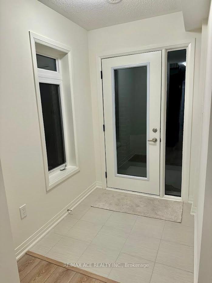 Photo 2 of 25 Emmas Way, Whitby, Taunton North — HOMEH