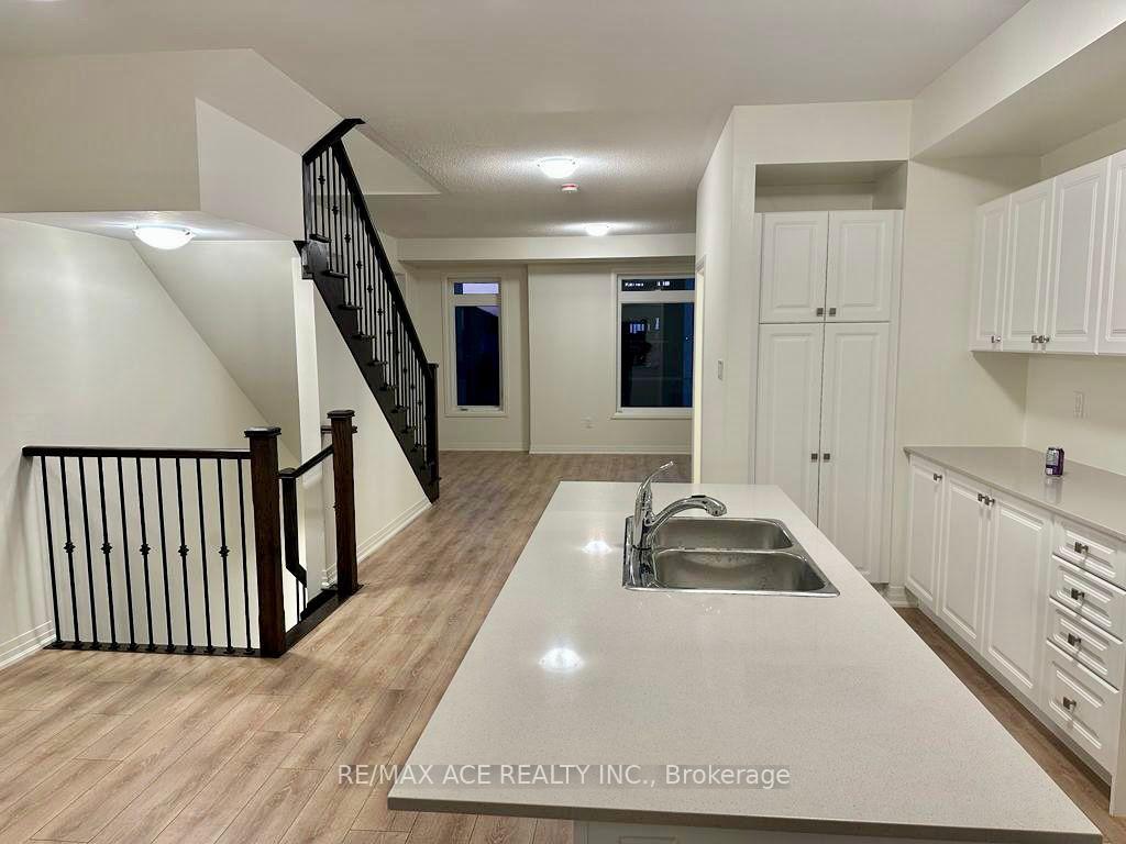 Photo 7 of 25 Emmas Way, Whitby, Taunton North — HOMEH