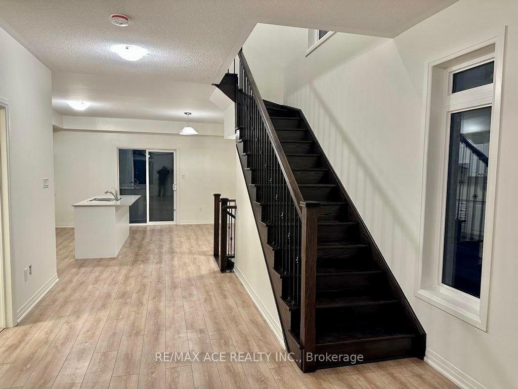 Photo 8 of 25 Emmas Way, Whitby, Taunton North — HOMEH