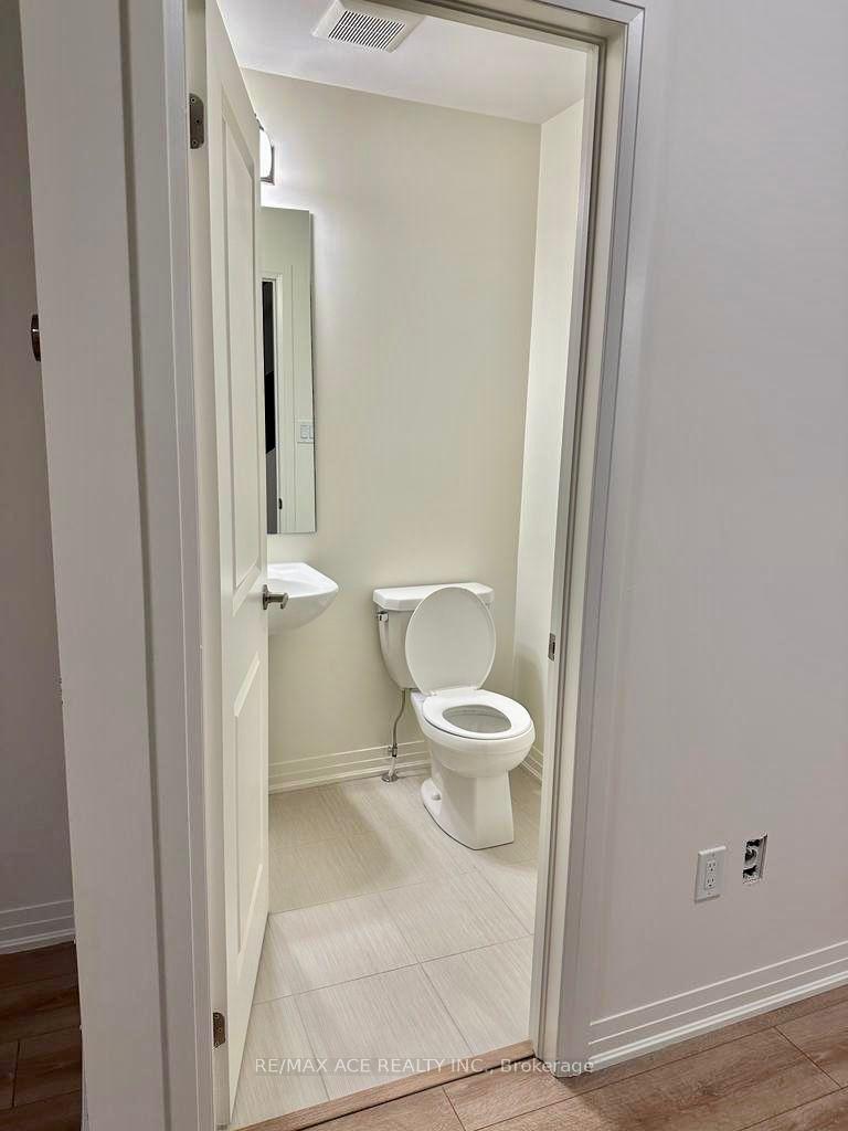 Photo 10 of 25 Emmas Way, Whitby, Taunton North — HOMEH